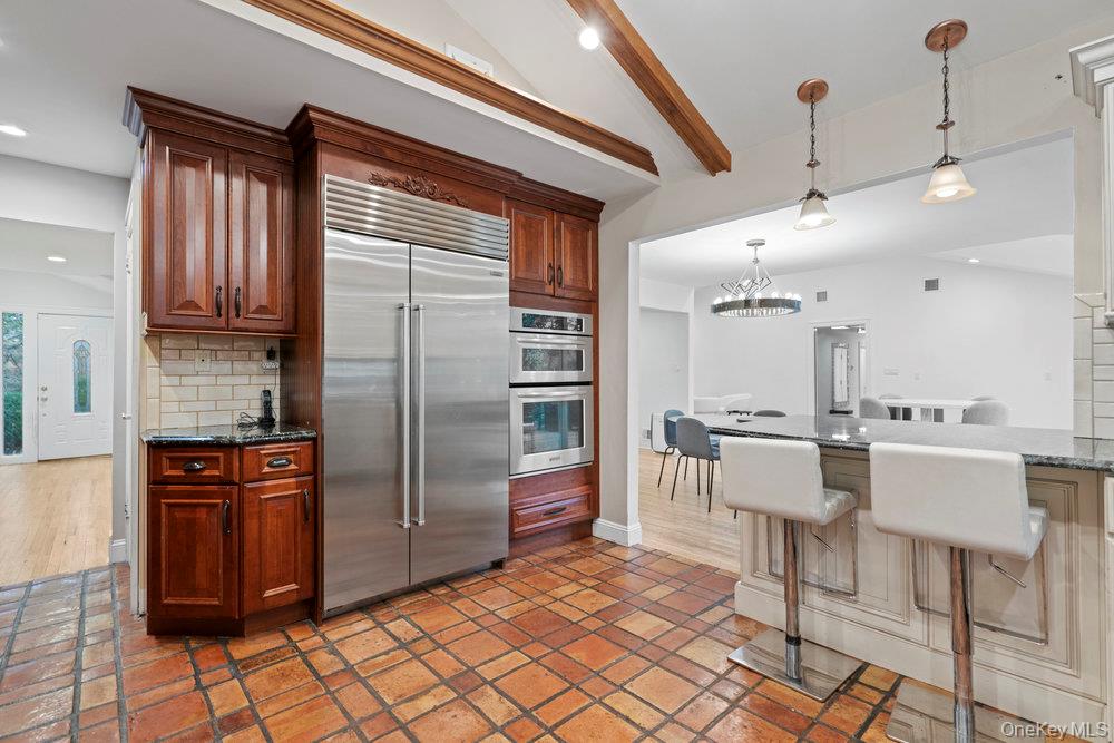 #19 photo, 28 Elm Street, Woodbury , NY 11797