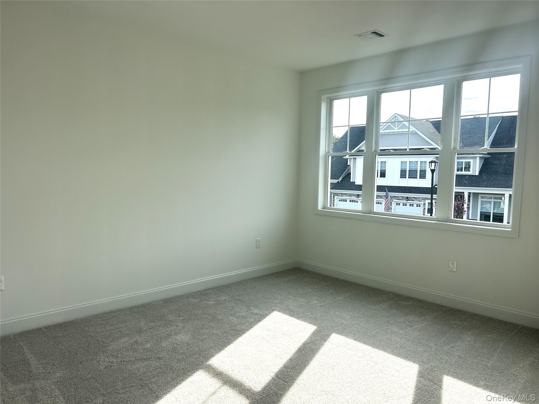 #10 photo, 358 Wavell Avenue, Yaphank , NY 11980