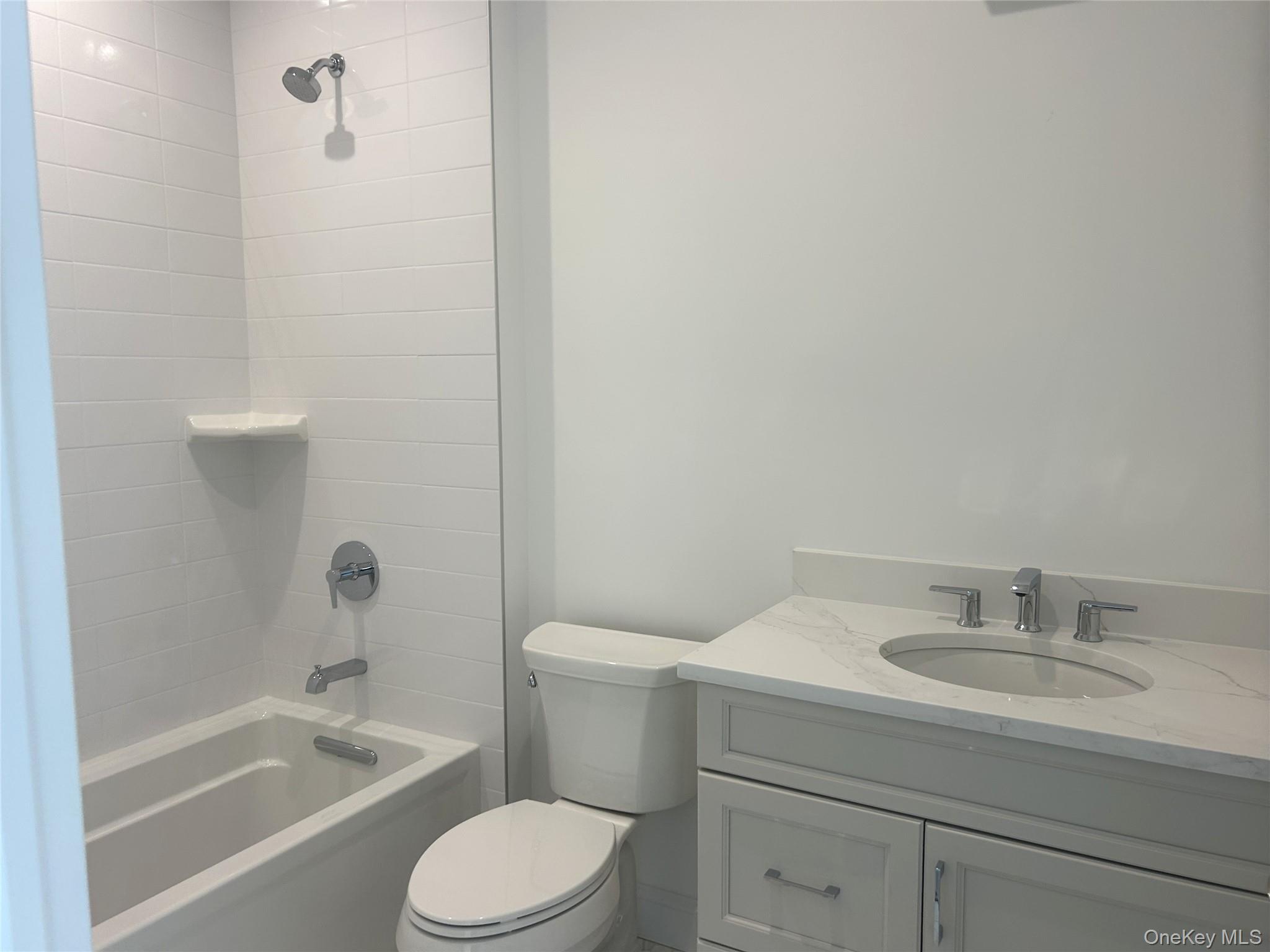 #11 photo, 358 Wavell Avenue, Yaphank , NY 11980