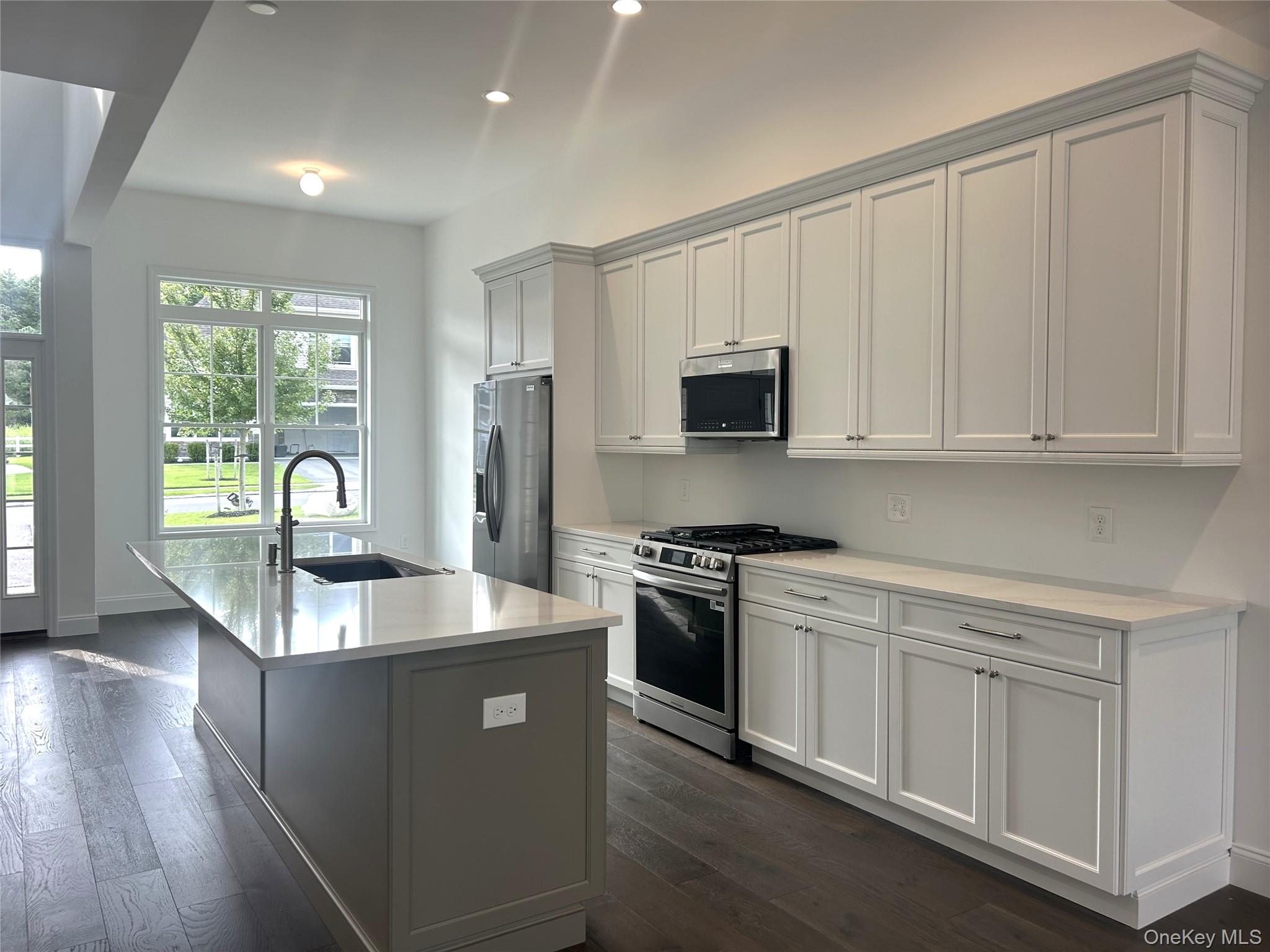 #3 photo, 358 Wavell Avenue, Yaphank , NY 11980