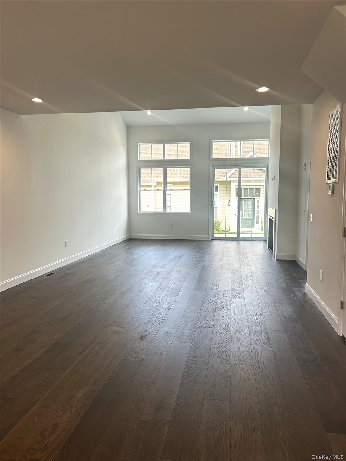 #6 photo, 358 Wavell Avenue, Yaphank , NY 11980