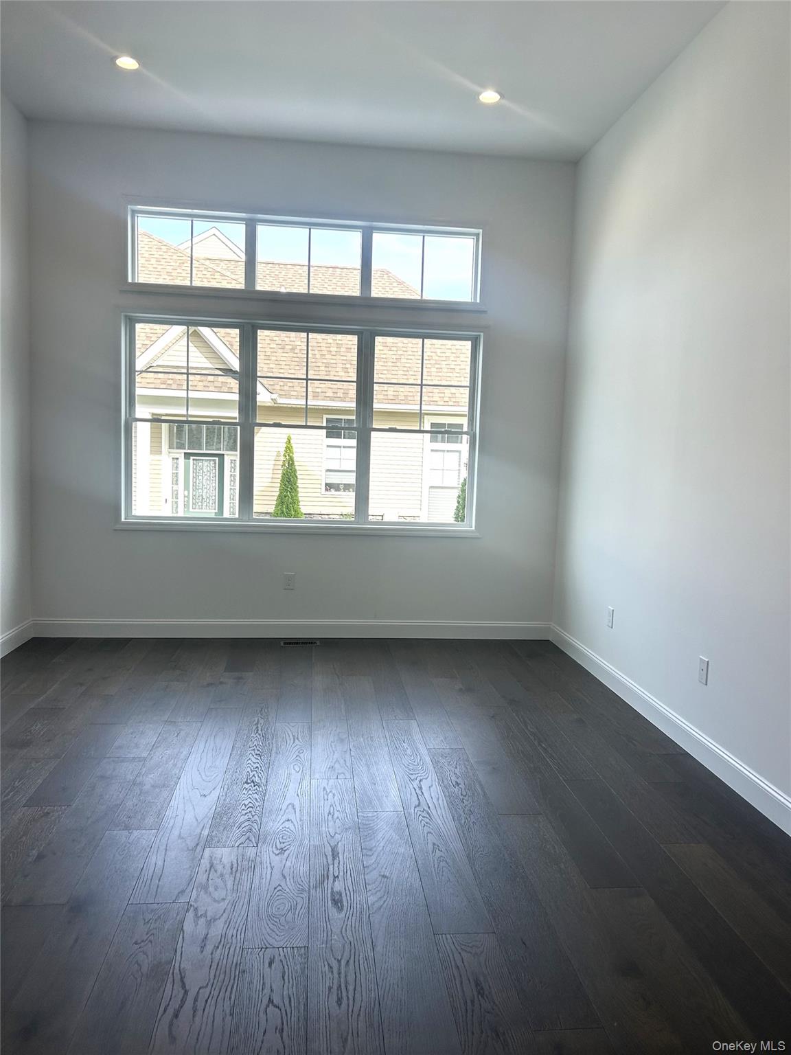 #7 photo, 358 Wavell Avenue, Yaphank , NY 11980