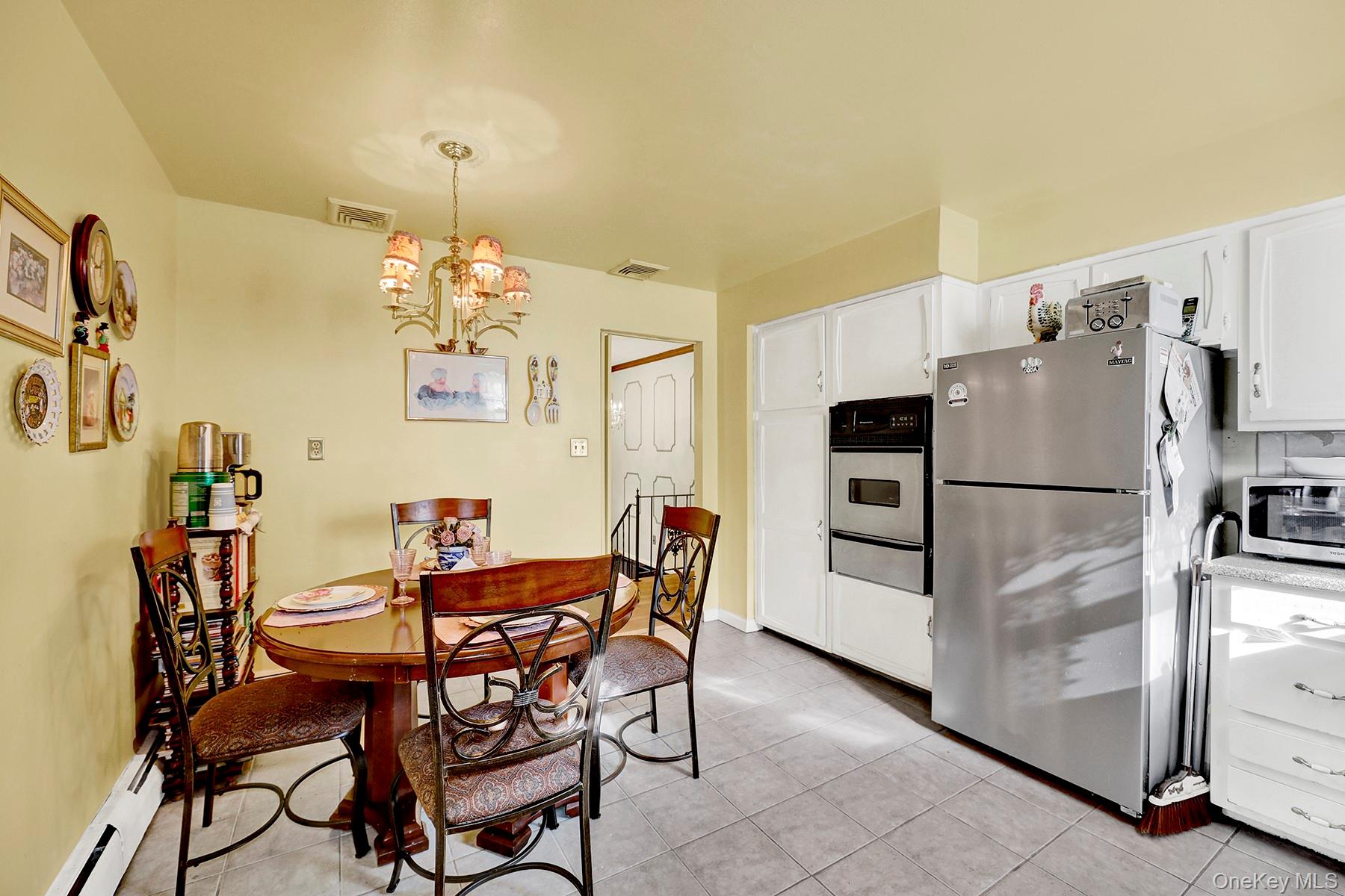 #18 photo, 32-32 Plunkett Avenue, Far Rockaway , NY 11691