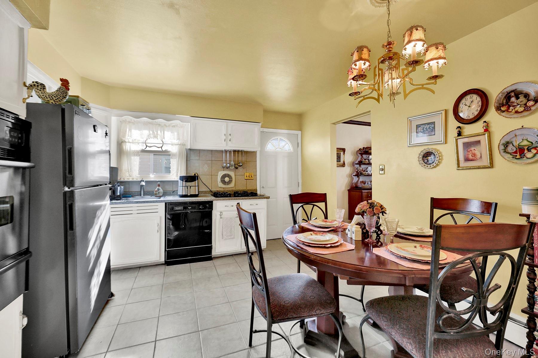 #19 photo, 32-32 Plunkett Avenue, Far Rockaway , NY 11691