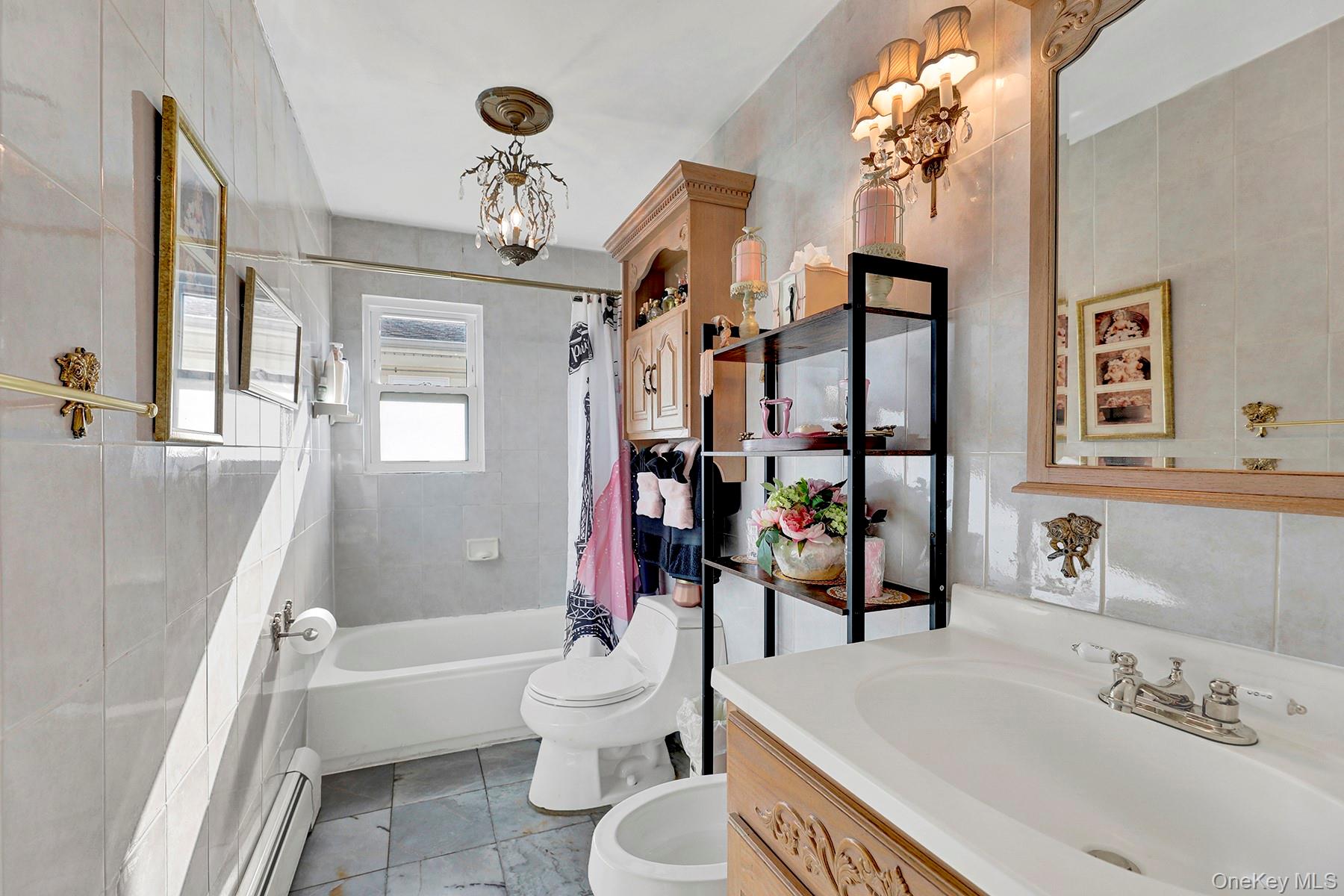 #20 photo, 32-32 Plunkett Avenue, Far Rockaway , NY 11691