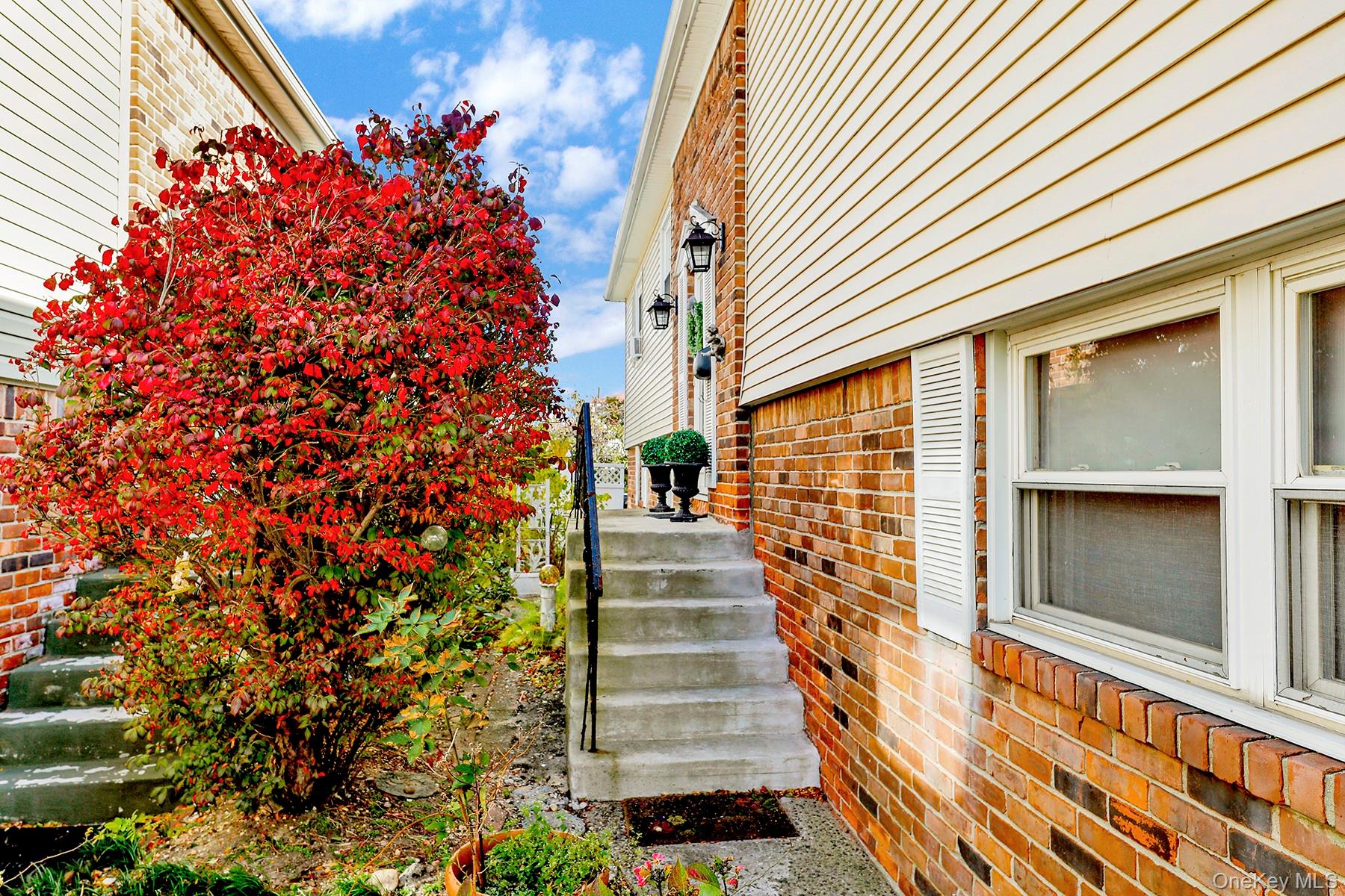 #8 photo, 32-32 Plunkett Avenue, Far Rockaway , NY 11691