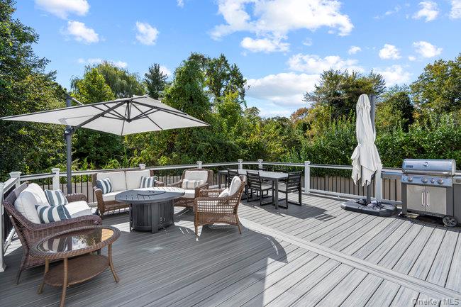 #18 photo, 1330 Bea Court, East Meadow , NY 11554