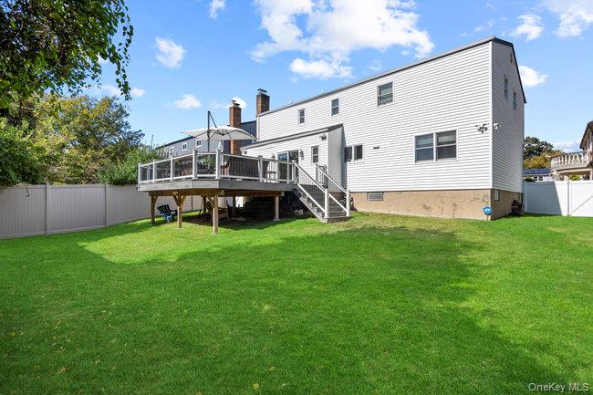 #19 photo, 1330 Bea Court, East Meadow , NY 11554