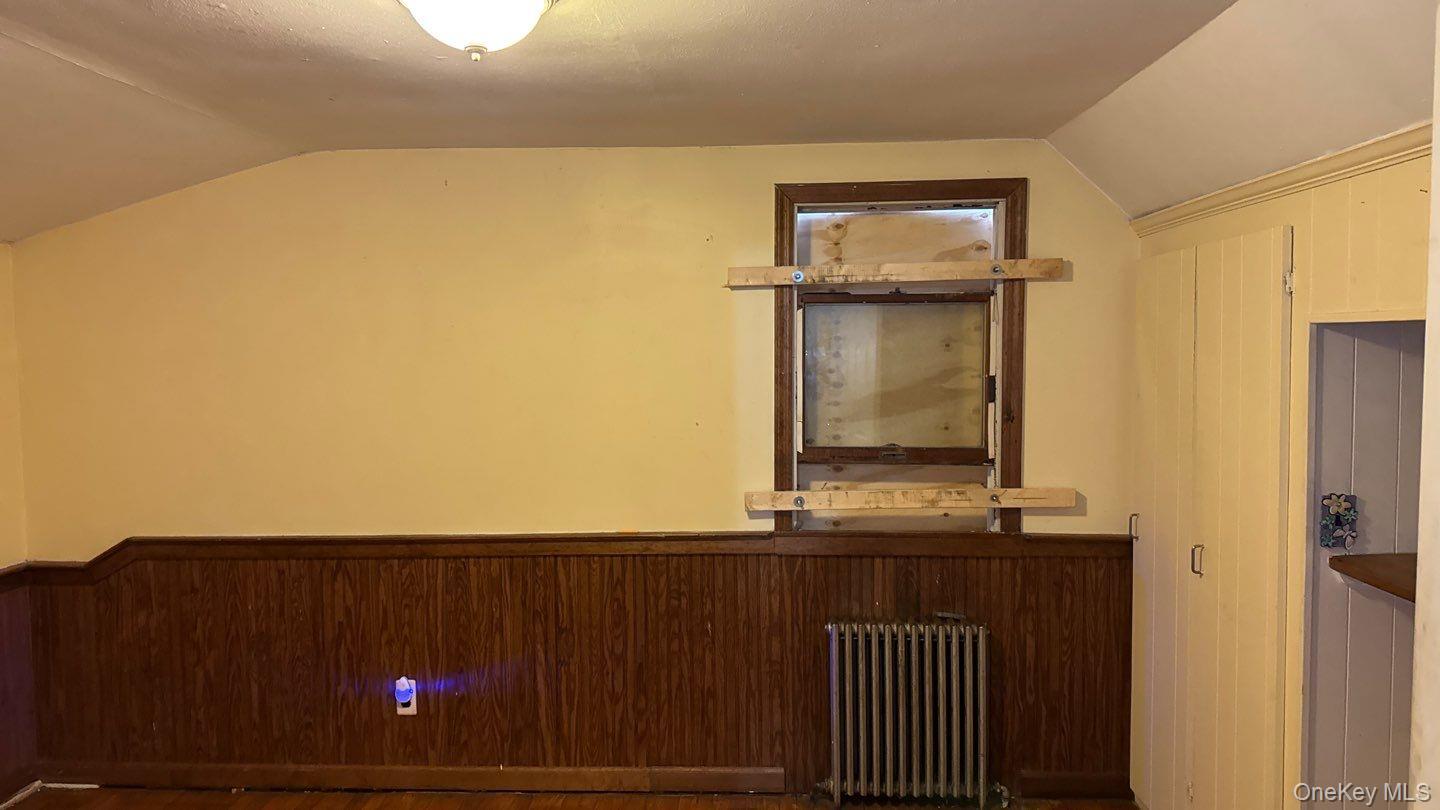 #6 photo, 1493 Rosser Avenue, Elmont , NY 11003