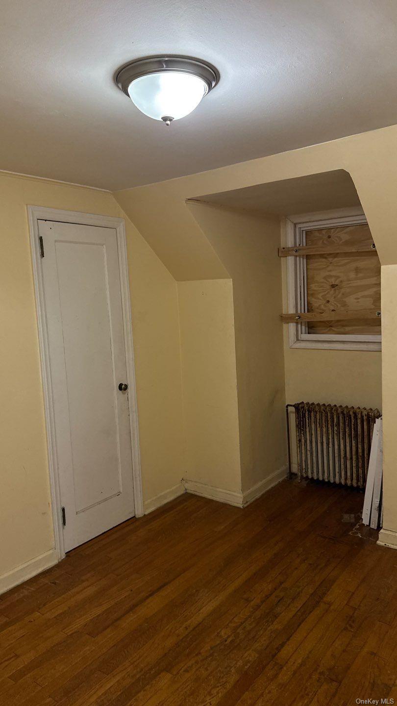 #7 photo, 1493 Rosser Avenue, Elmont , NY 11003