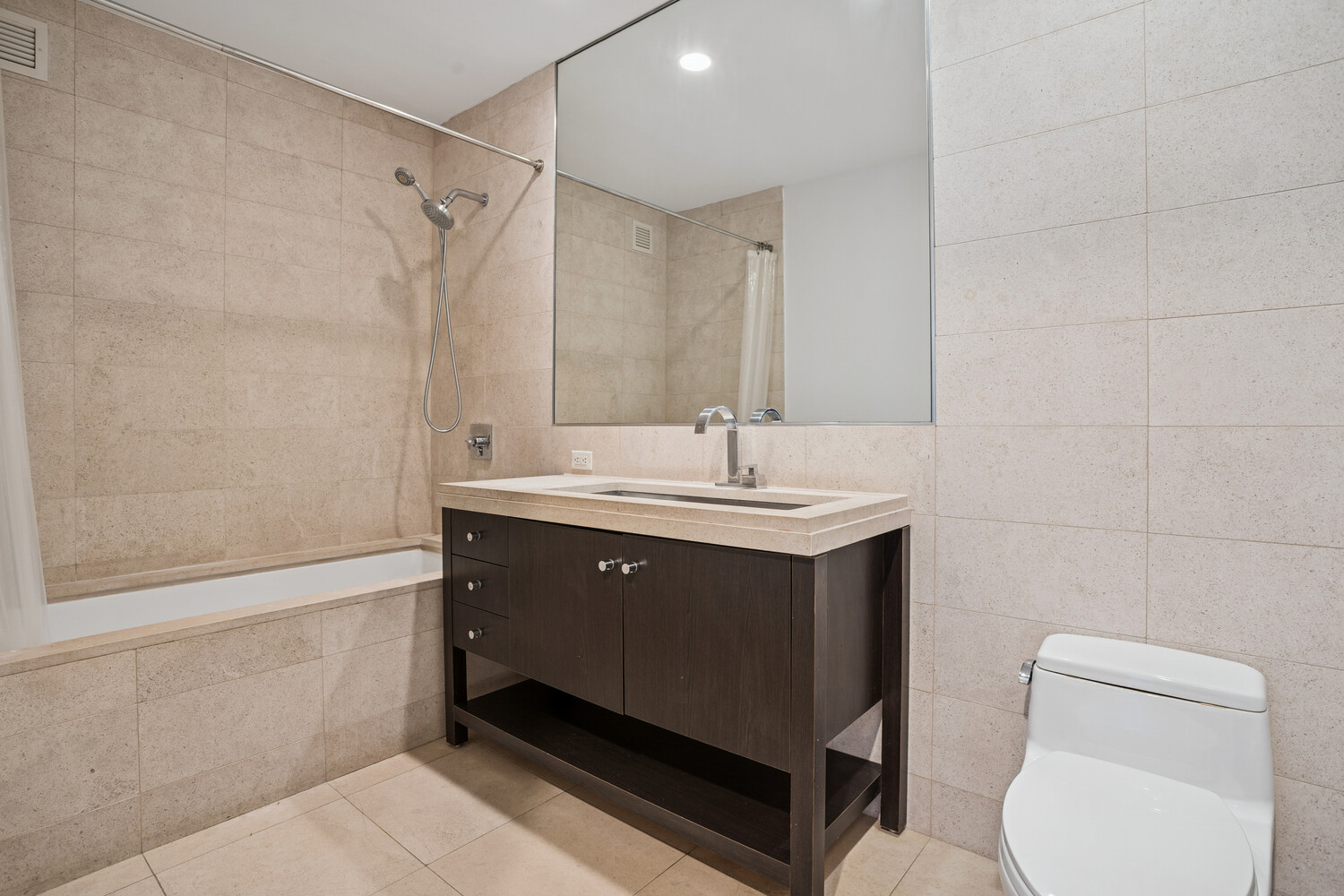 #5 photo, 1600 BROADWAY, Midtown , NY 10019