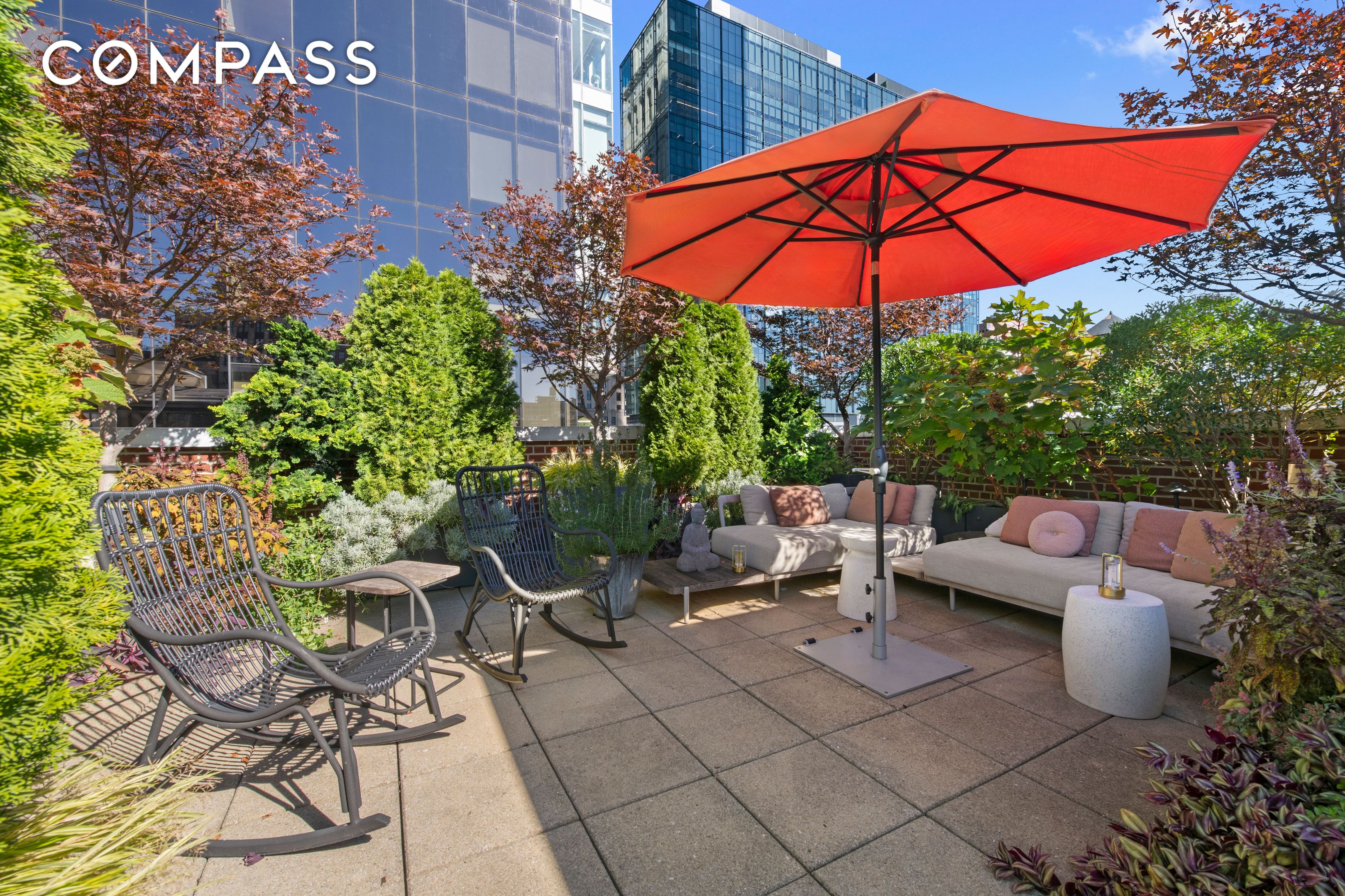 #1 photo, 21 E 22nd Street, Flatiron , NY 10010