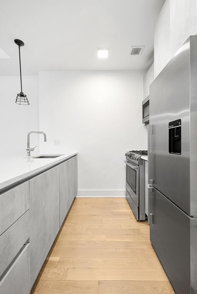 #8 photo, 21-10 44TH Drive, Long Island City , NY 11101