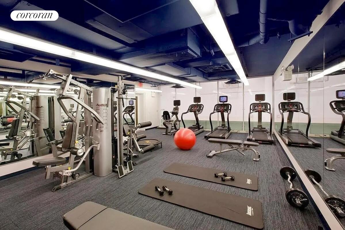 #10 photo, Brooklyn, Downtown Brooklyn , NY 11201