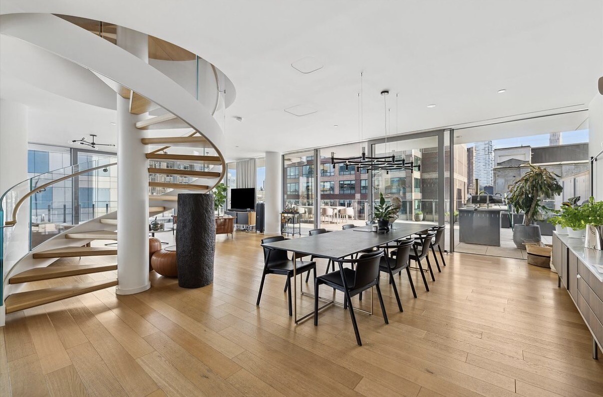 #16 photo, New York City, Hudson Square , NY 10013