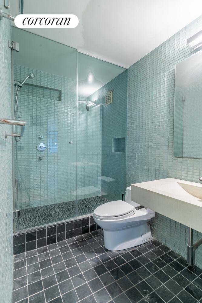 #7 photo, 301 E 45TH Street, Turtle Bay , NY 10017