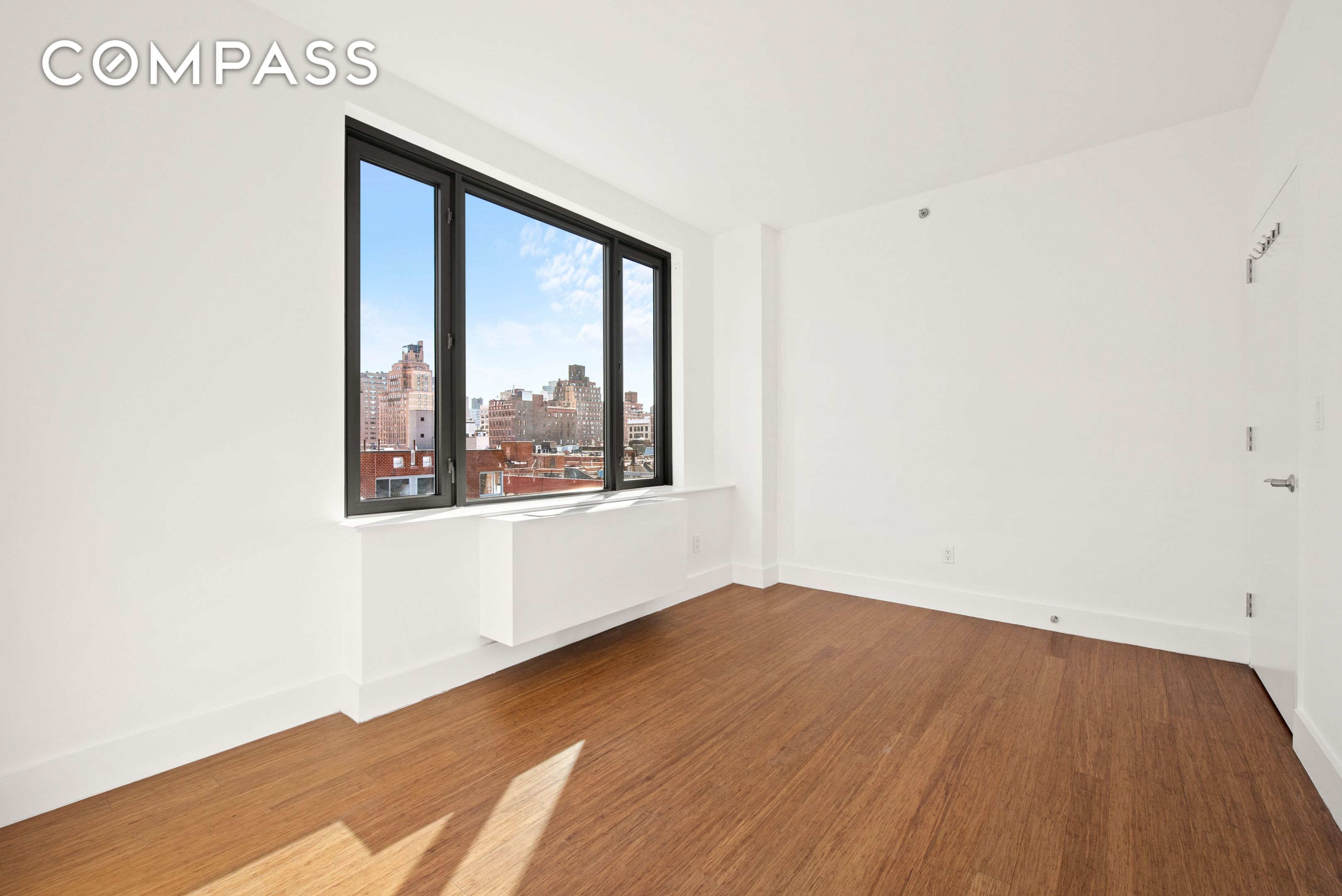 #10 photo, 305 W 16th Street, Chelsea , NY 10011