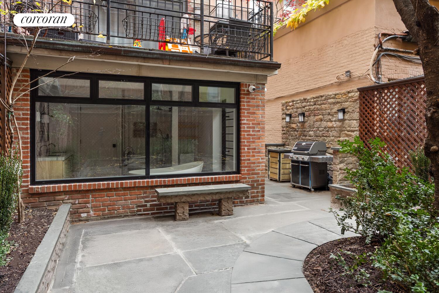 #13 photo, New York City, Gramercy Park , NY 10003