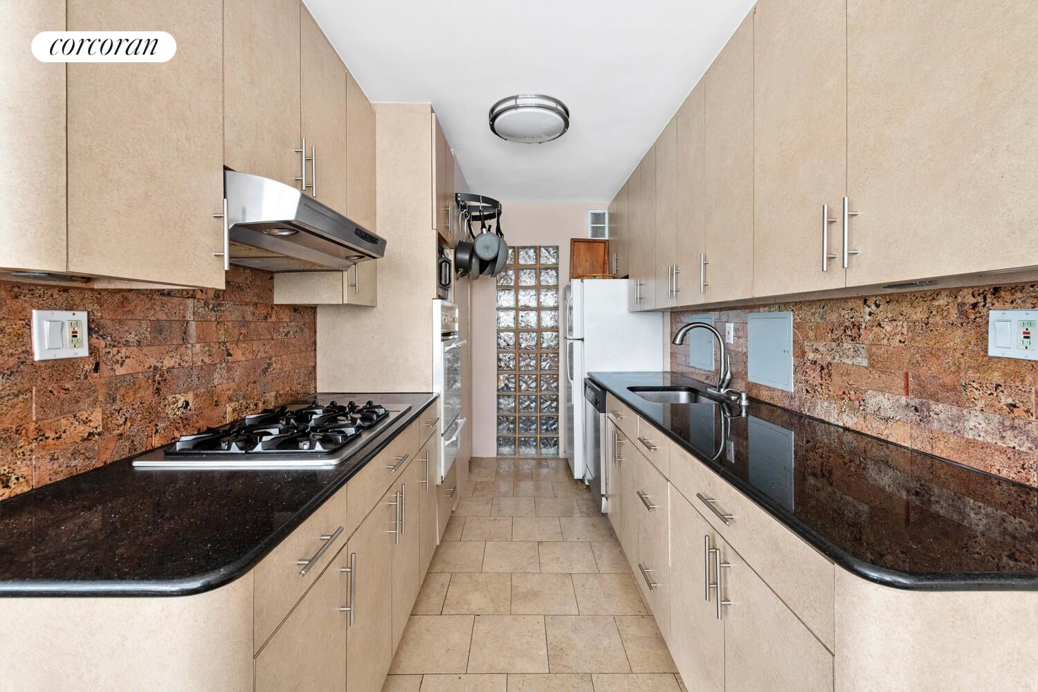 #7 photo, 315 W 70TH Street, Lincoln Square , NY 10023