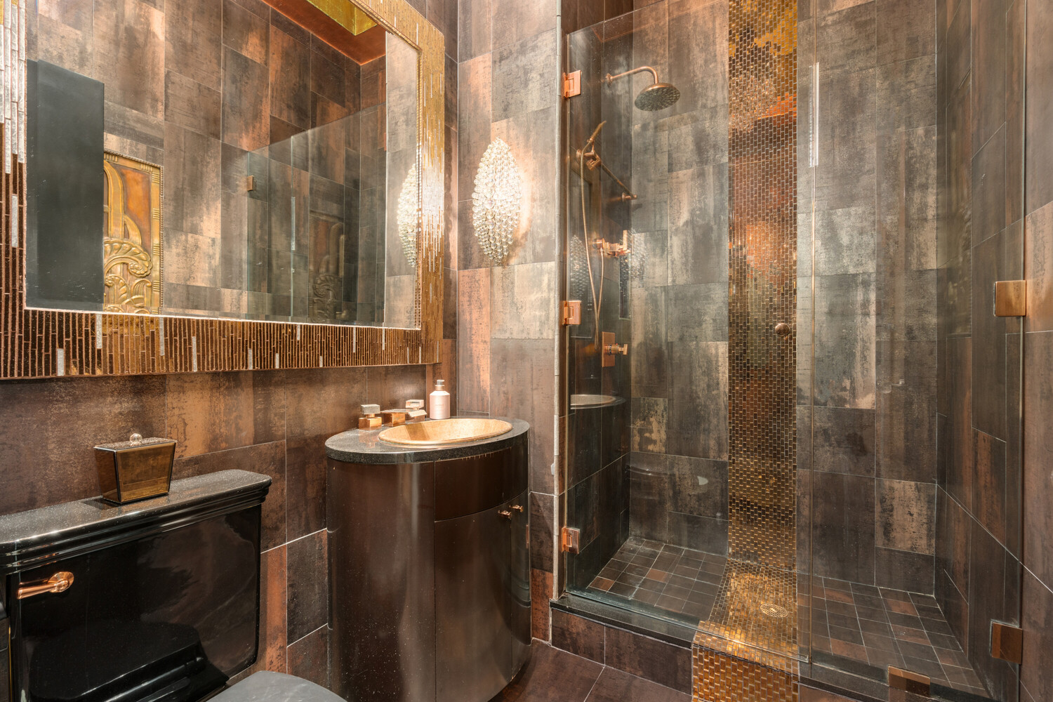 #8 photo, 252 7TH Avenue, Chelsea , NY 10001