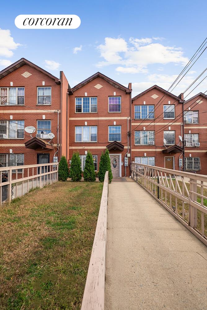 #1 photo, 791 FOUNTAIN Avenue, New Lots , NY 11208