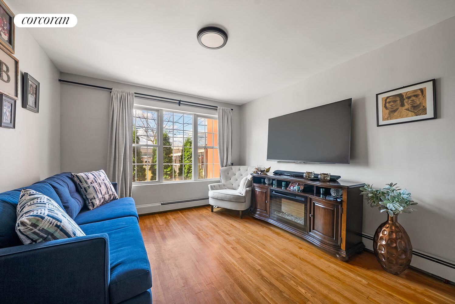 #3 photo, 791 FOUNTAIN Avenue, New Lots , NY 11208