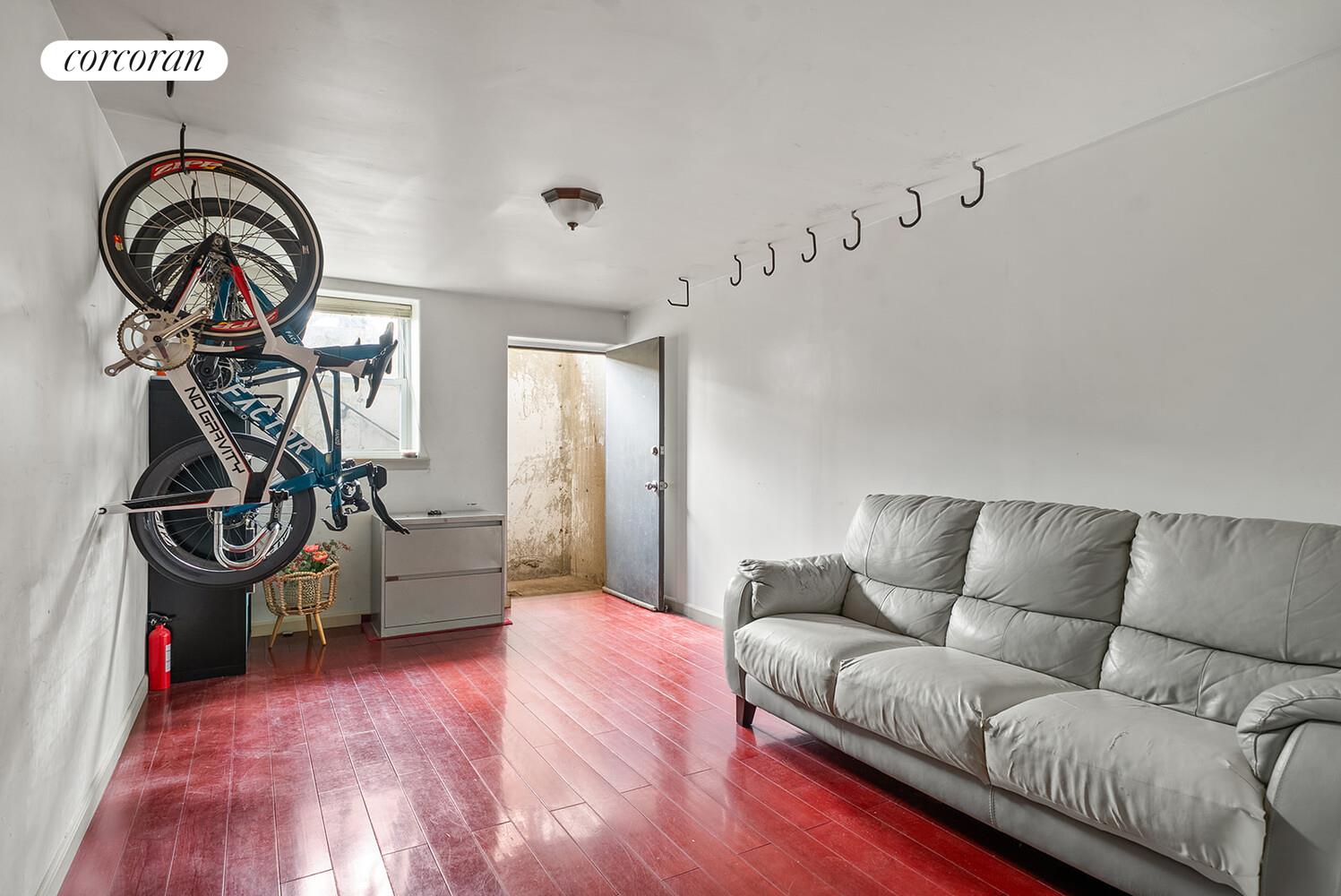 #9 photo, 791 FOUNTAIN Avenue, New Lots , NY 11208