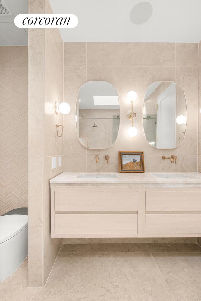 #12 photo, 980 METROPOLITAN Avenue, East Williamsburg , NY 11211