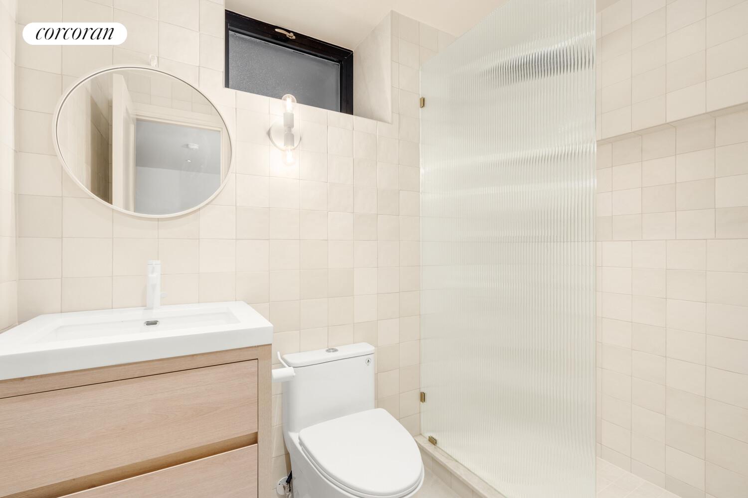 #19 photo, 980 METROPOLITAN Avenue, East Williamsburg , NY 11211