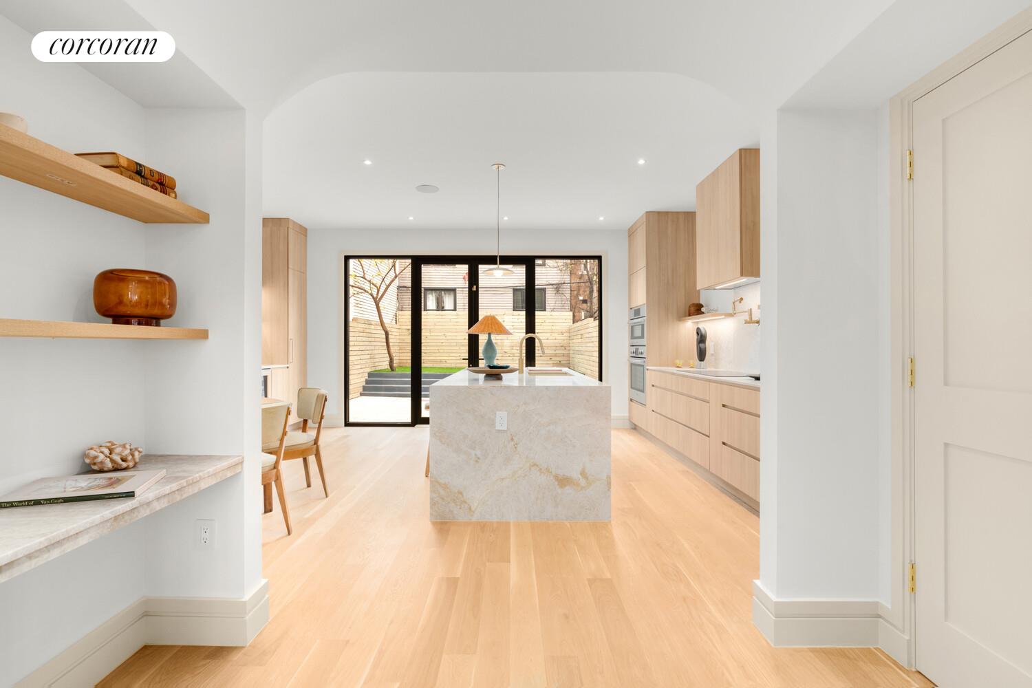 #3 photo, 980 METROPOLITAN Avenue, East Williamsburg , NY 11211