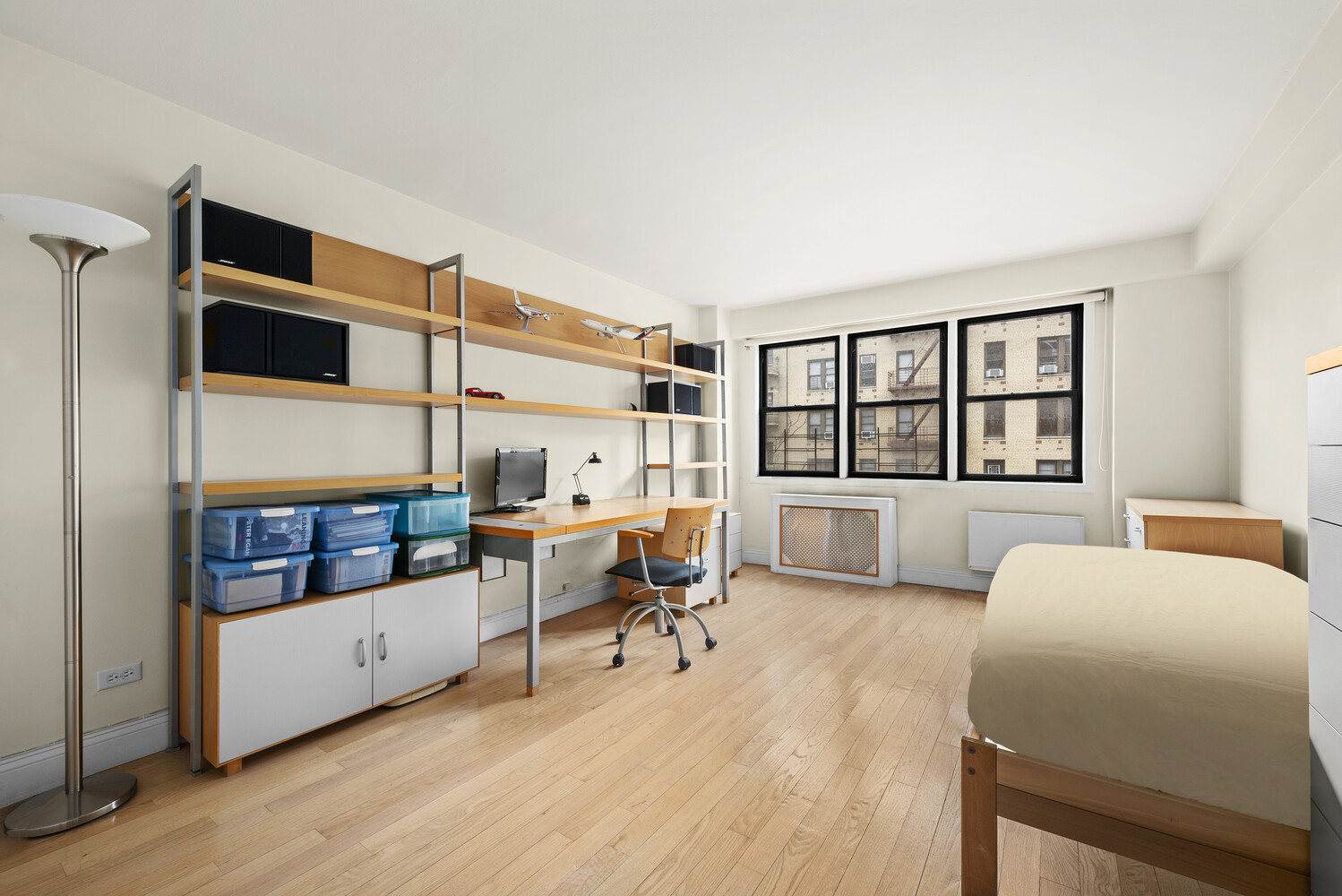 #3 photo, 579 W 215TH Street, Inwood , NY 10034