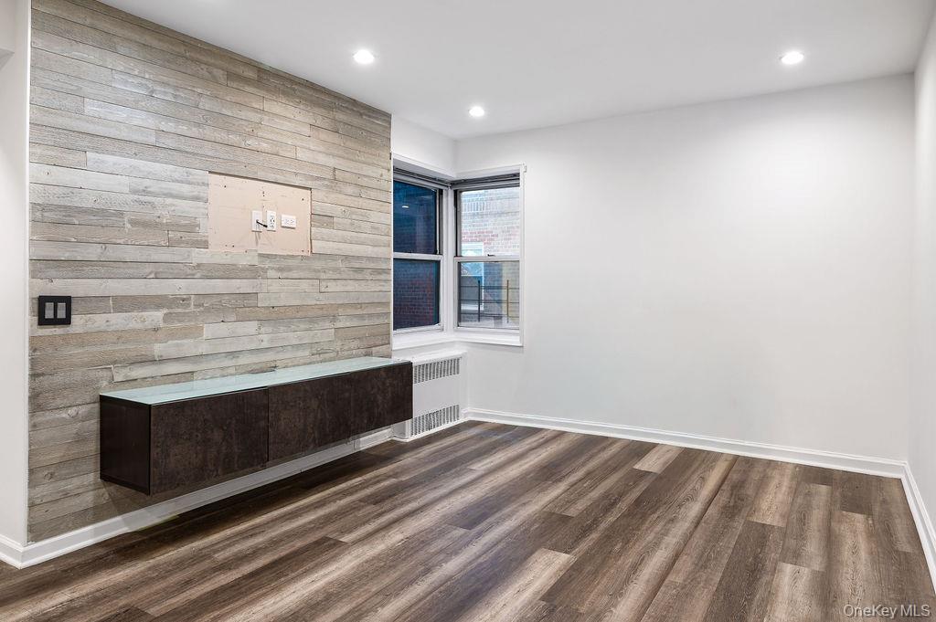 #6 photo, 70 Locust Avenue, New Rochelle , NY 10801