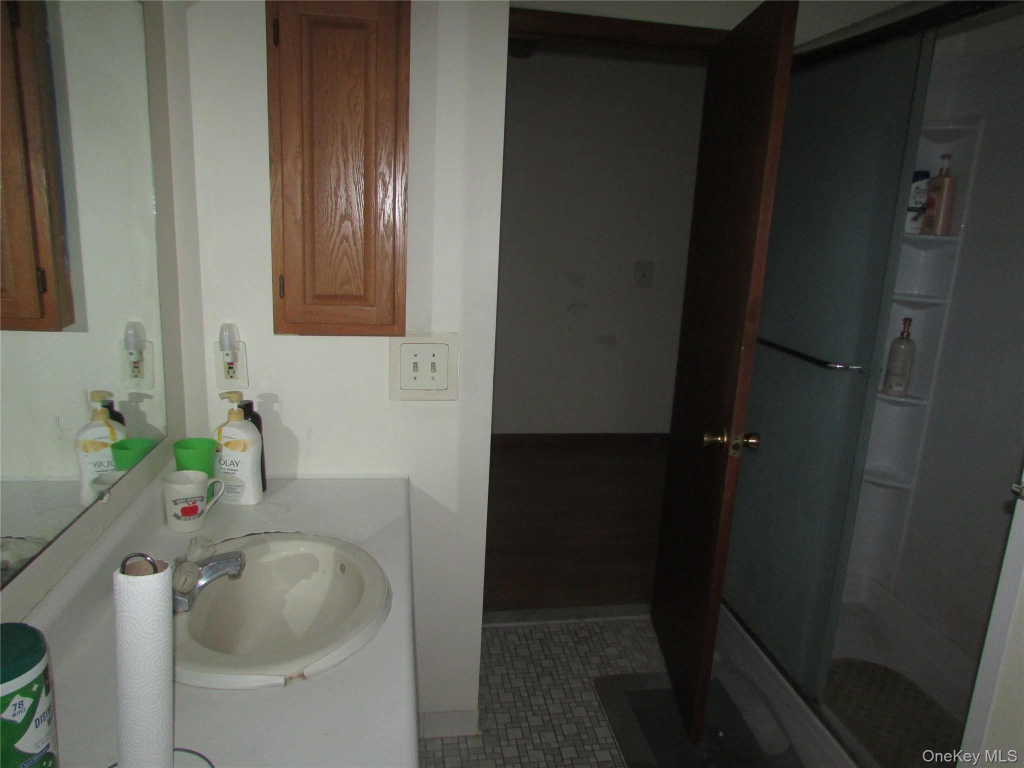 #5 photo, 20 Lor Mar Court, Wappingers Falls , NY 12590