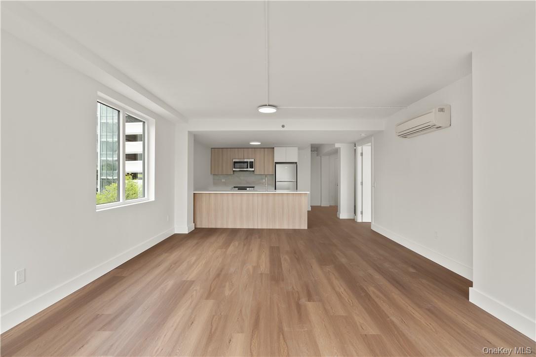 #11 photo, Ten Lyon Place, White Plains , NY 10601