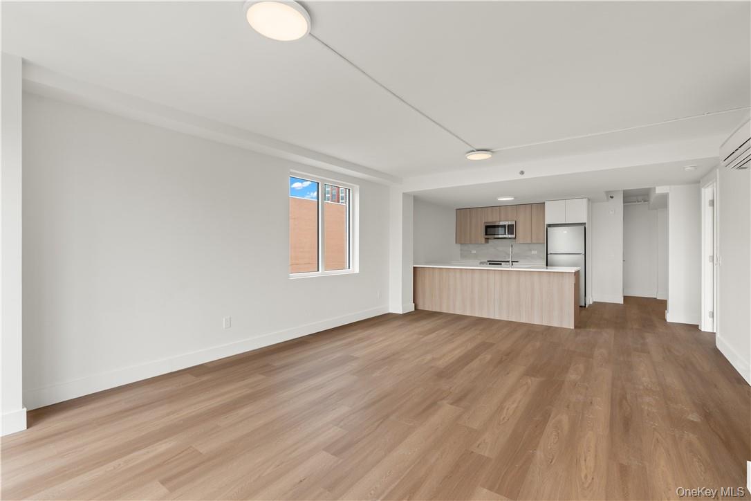 #12 photo, Ten Lyon Place, White Plains , NY 10601