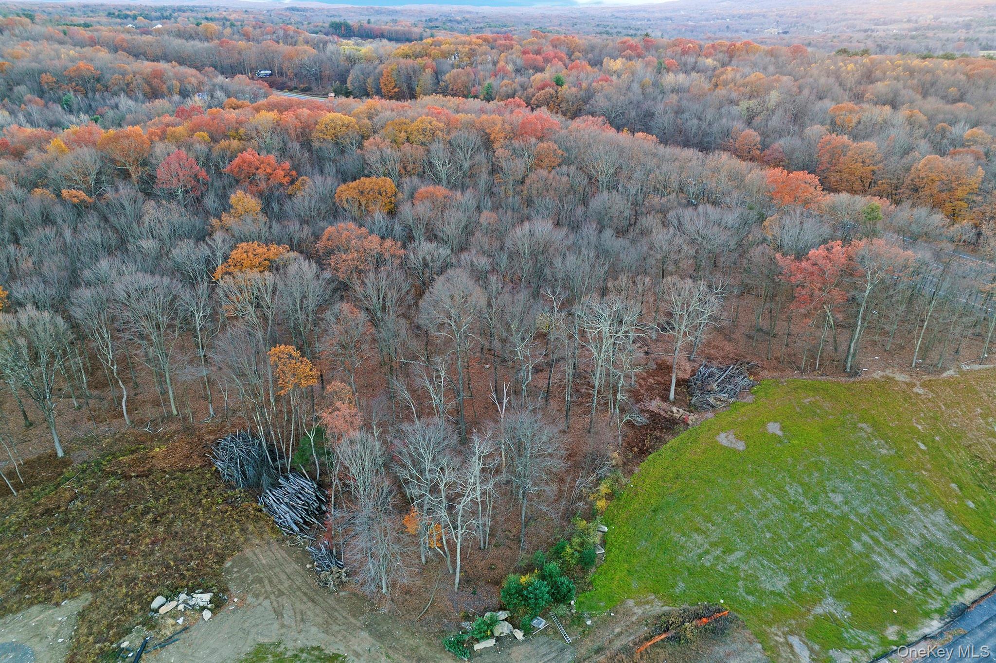 #1 photo, 4 Distribution Drive, Bloomingburg , NY 12721