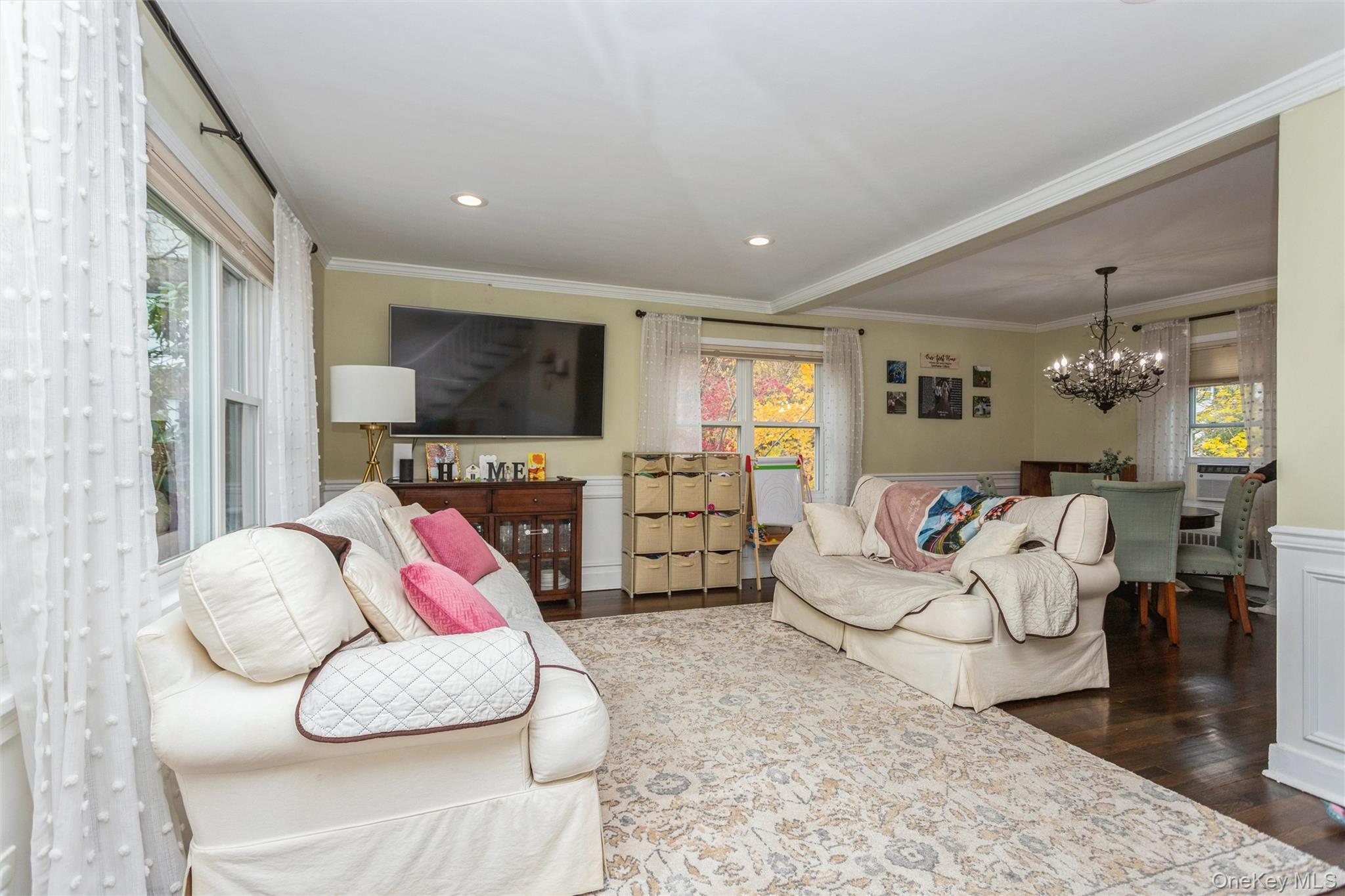 #11 photo, 35 Peck Avenue, Rye , NY 10580