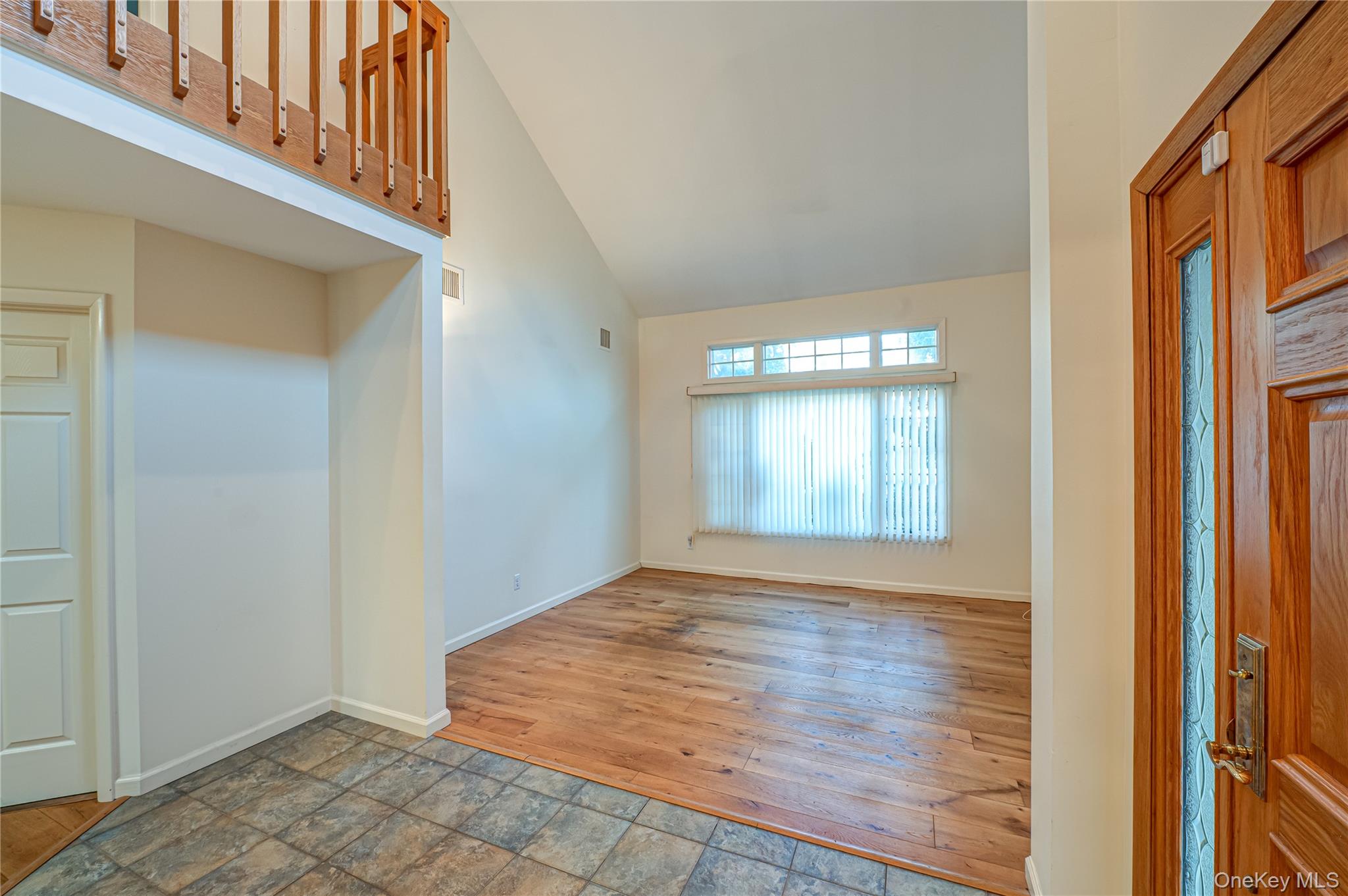 #8 photo, 4 Cedar Ridge Lane, サフォーク郡 Bay Shore , NY 11706