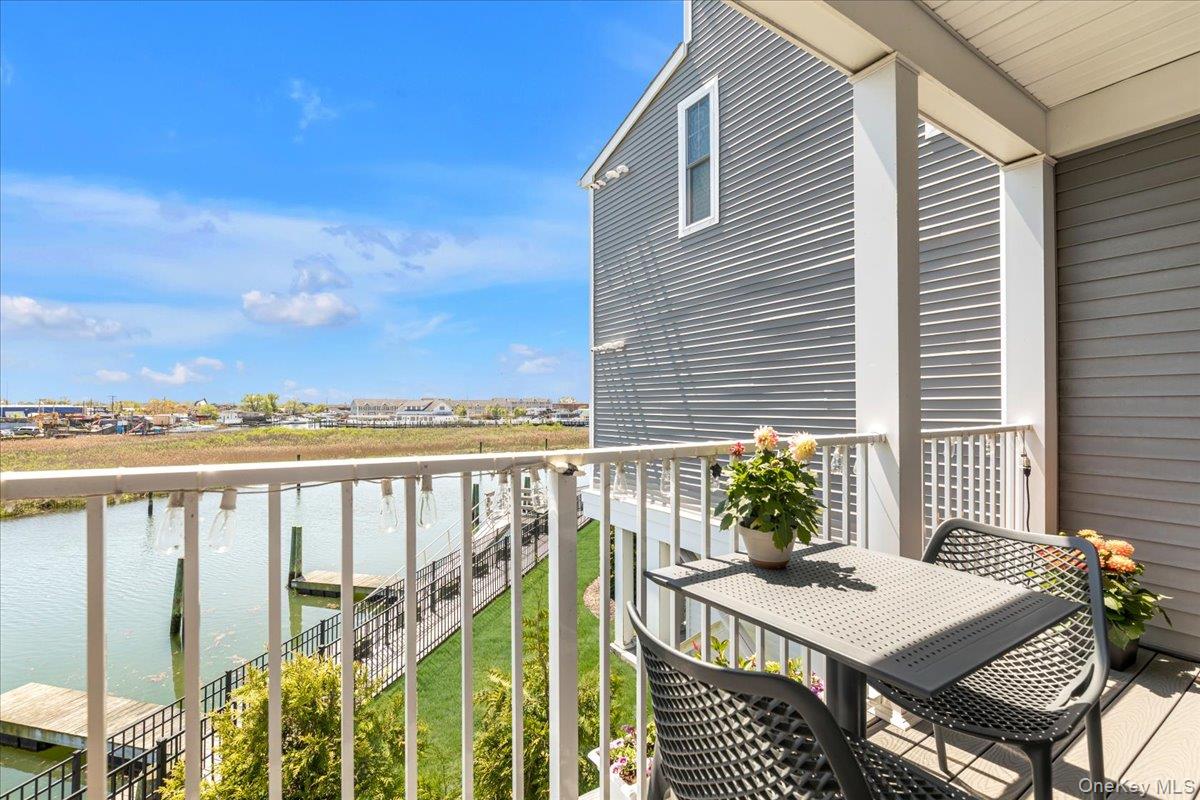 #17 photo, 352 Marina Pointe Drive, East Rockaway , NY 11518