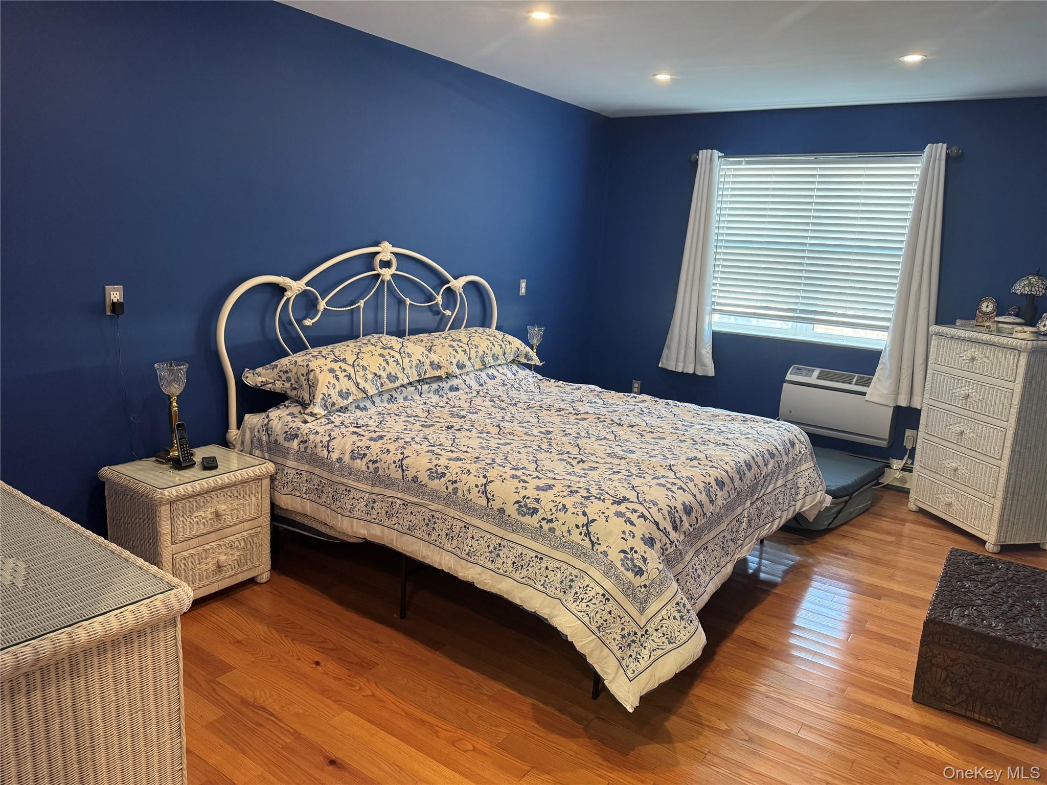 #9 photo, 59 Hampton Place, Freeport , NY 11520