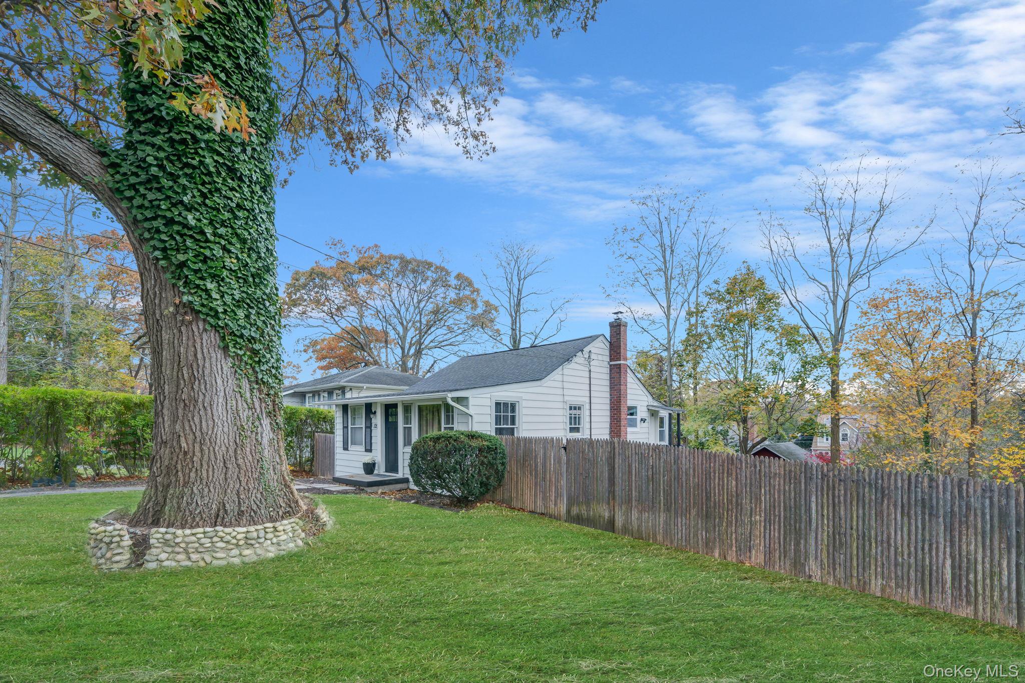 #3 photo, 120 Lookout Drive, Sound Beach , NY 11789