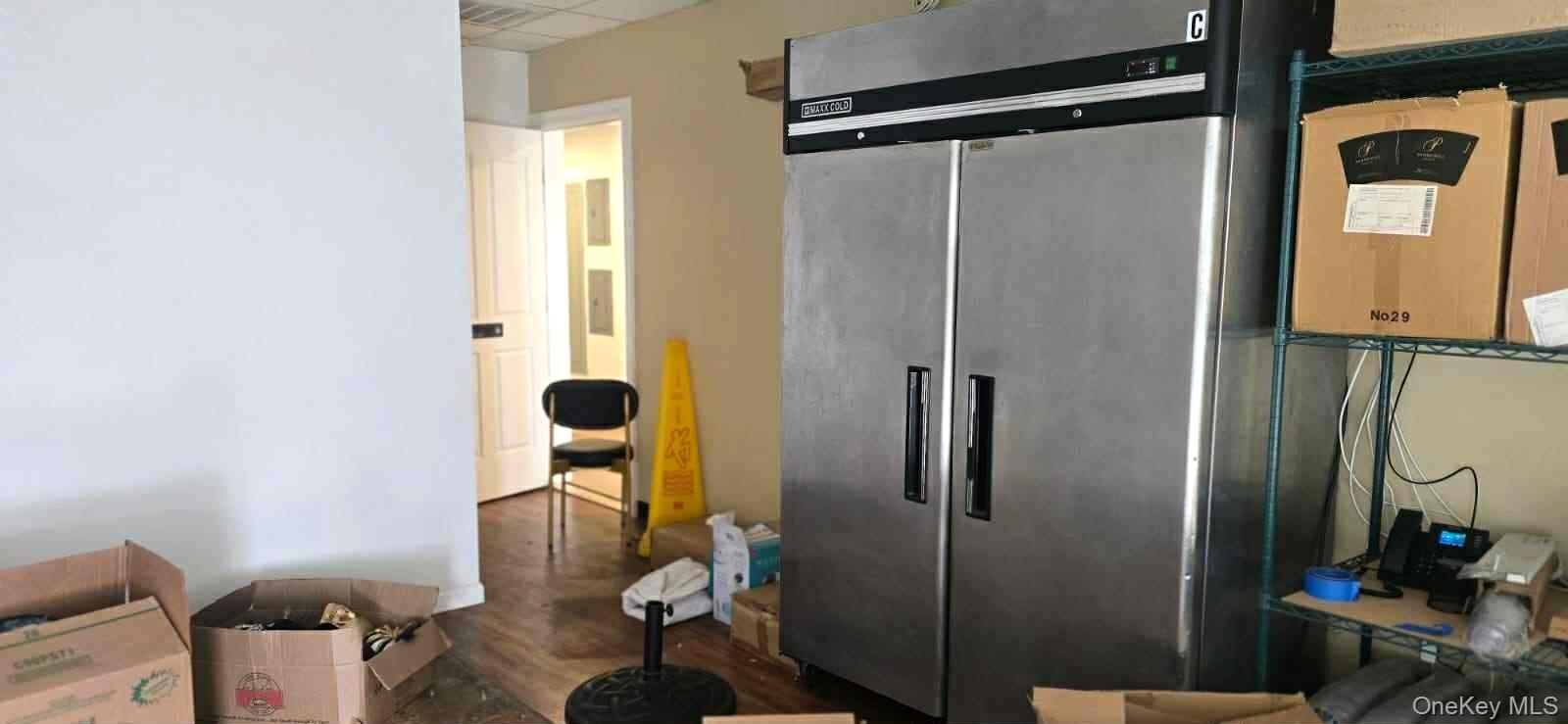 #15 photo, 117 Terry Road, Smithtown , NY 11787