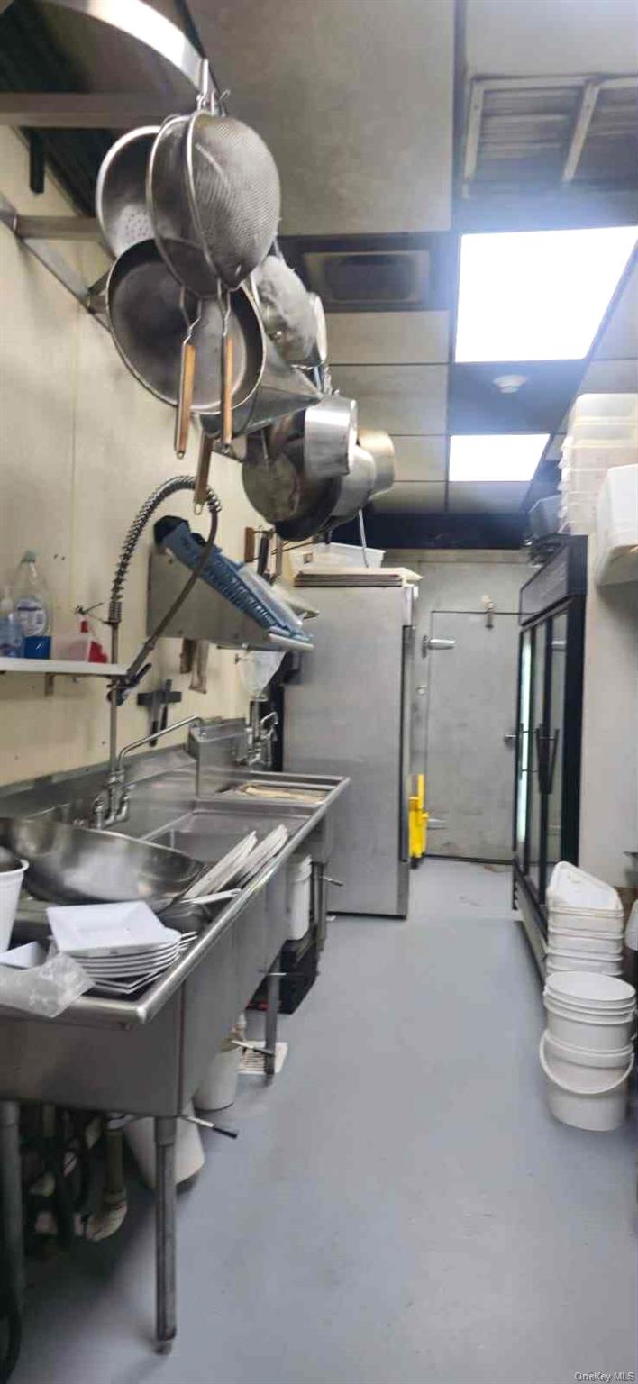 #20 photo, 117 Terry Road, Smithtown , NY 11787