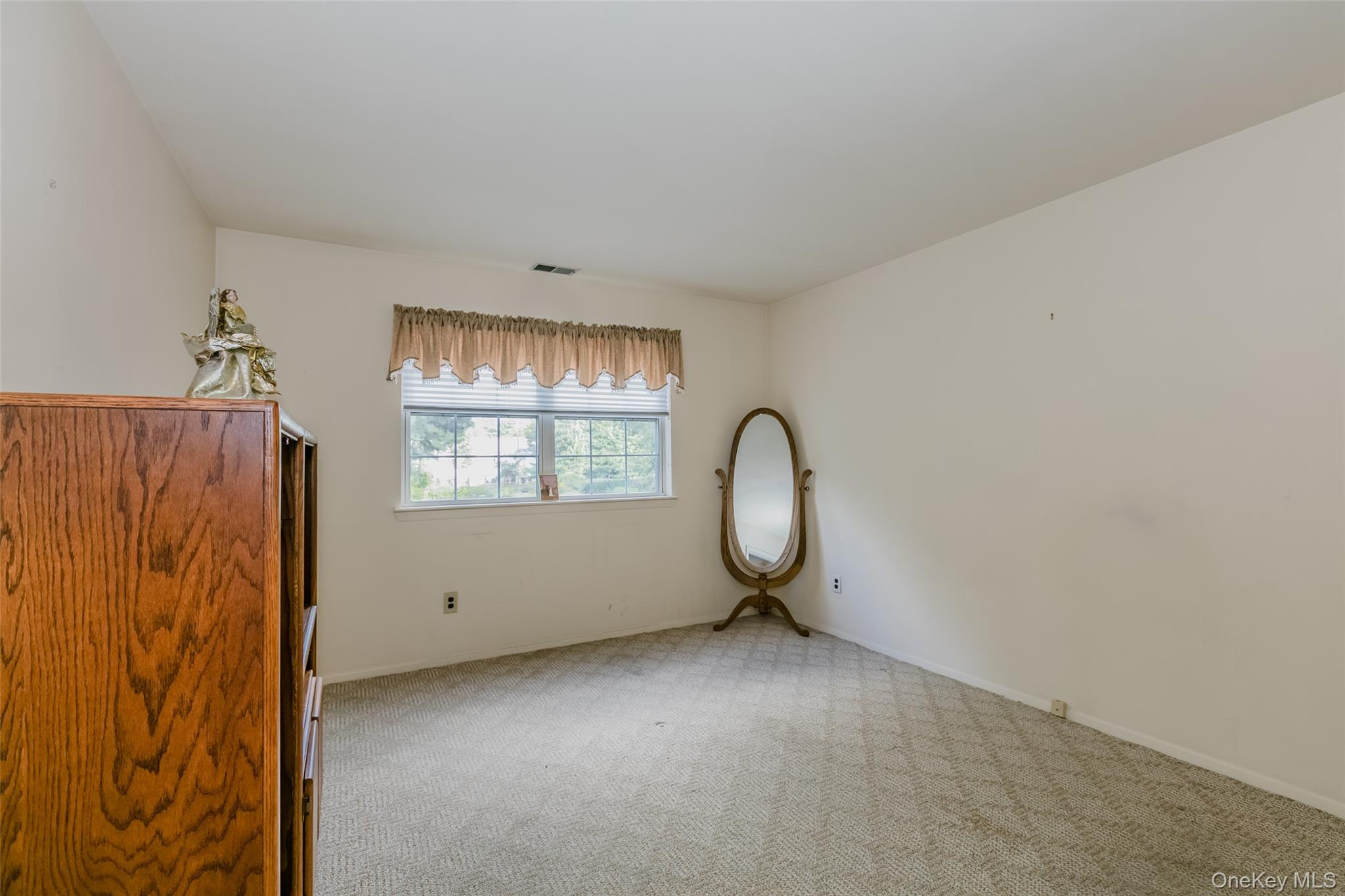 #18 photo, 14 Mystic Circle, サフォーク郡 Bay Shore , NY 11706