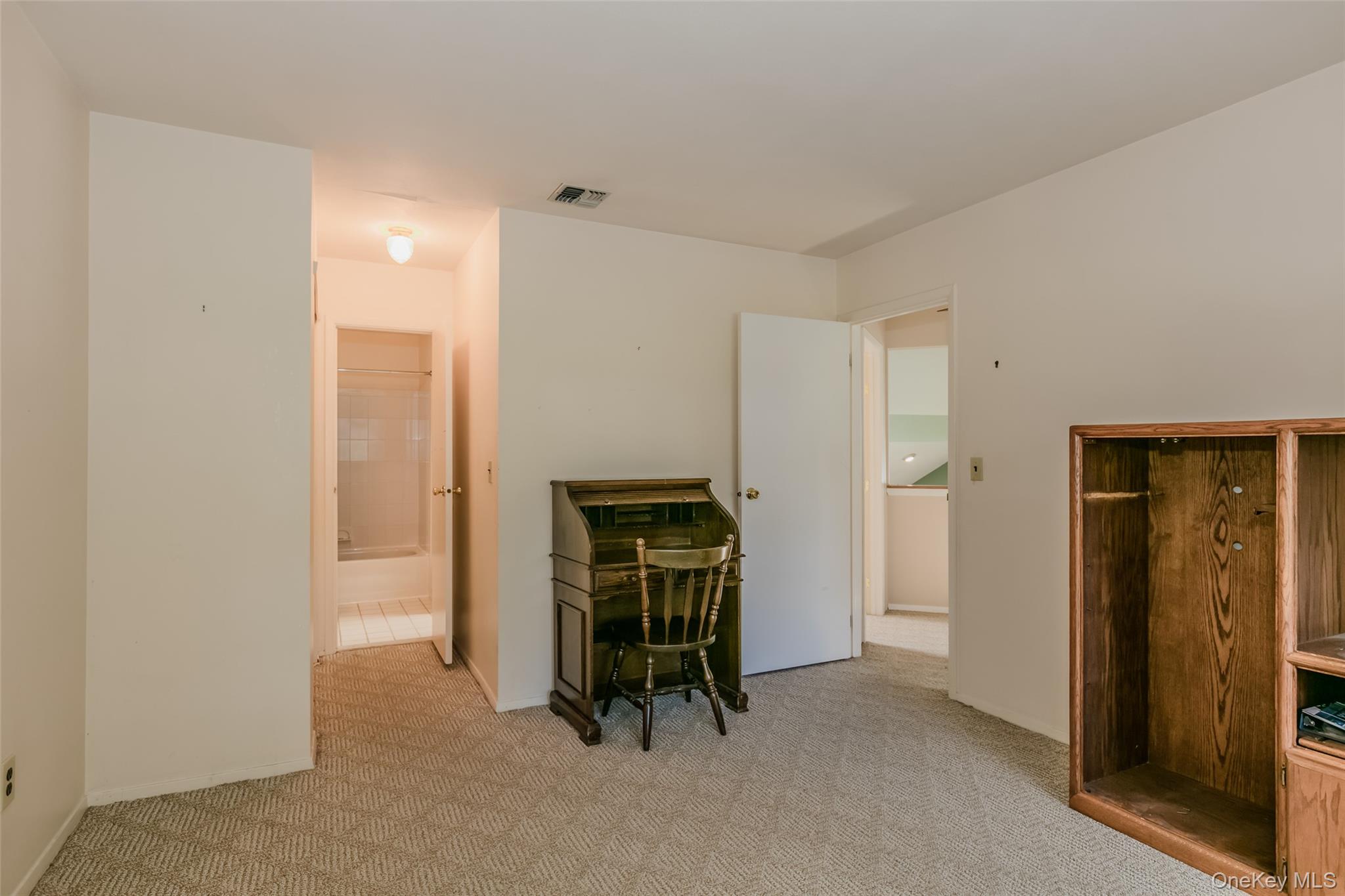 #19 photo, 14 Mystic Circle, サフォーク郡 Bay Shore , NY 11706