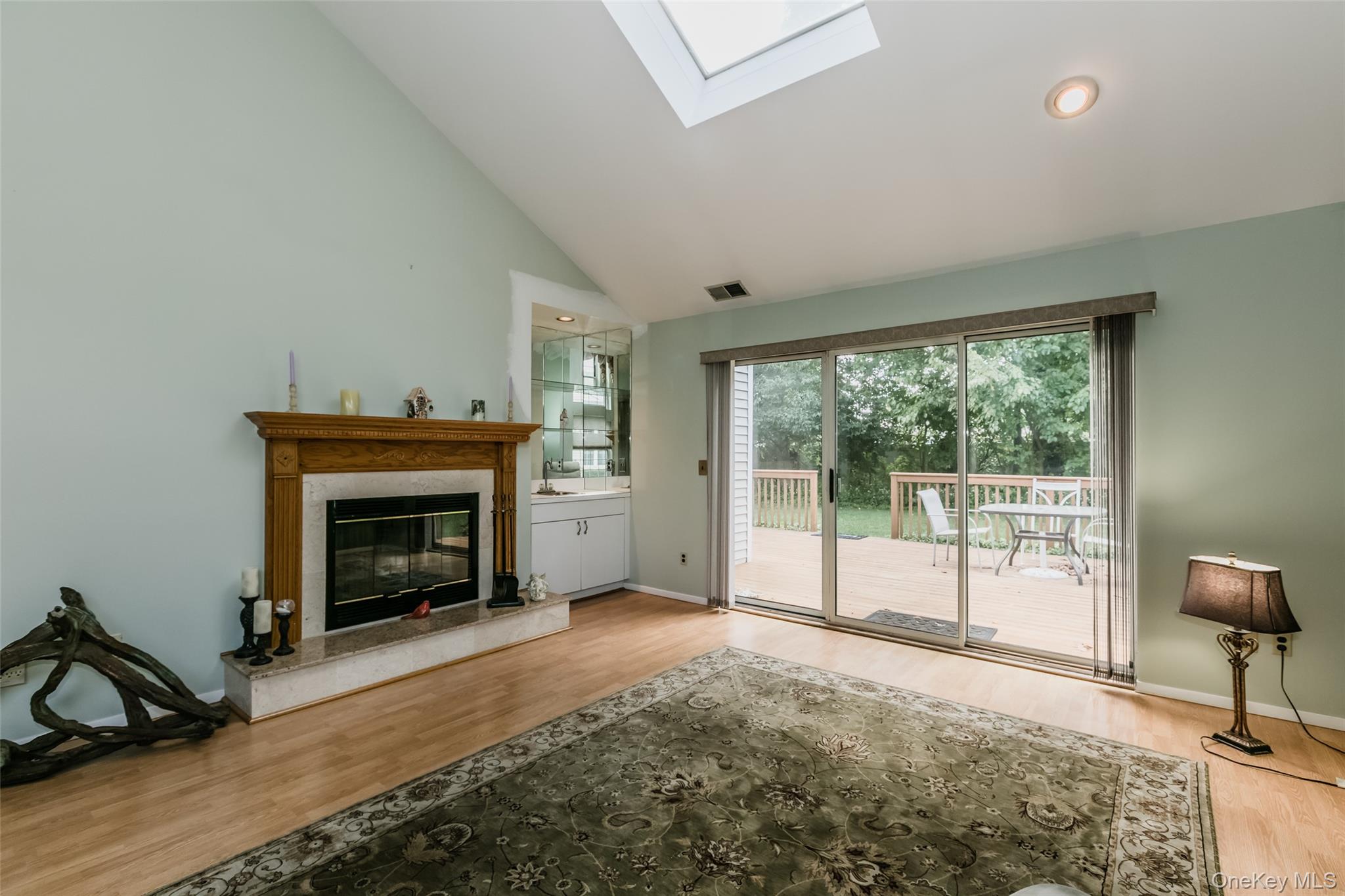 #6 photo, 14 Mystic Circle, サフォーク郡 Bay Shore , NY 11706