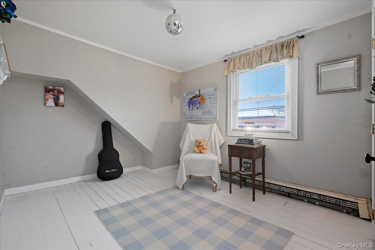 #17 photo, 233 S Alleghany Avenue, Lindenhurst , NY 11757