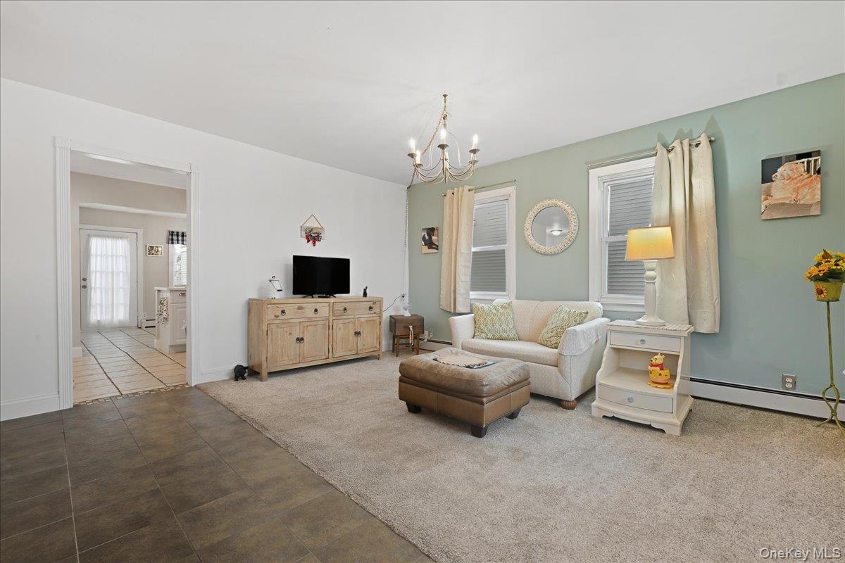 #4 photo, 233 S Alleghany Avenue, Lindenhurst , NY 11757