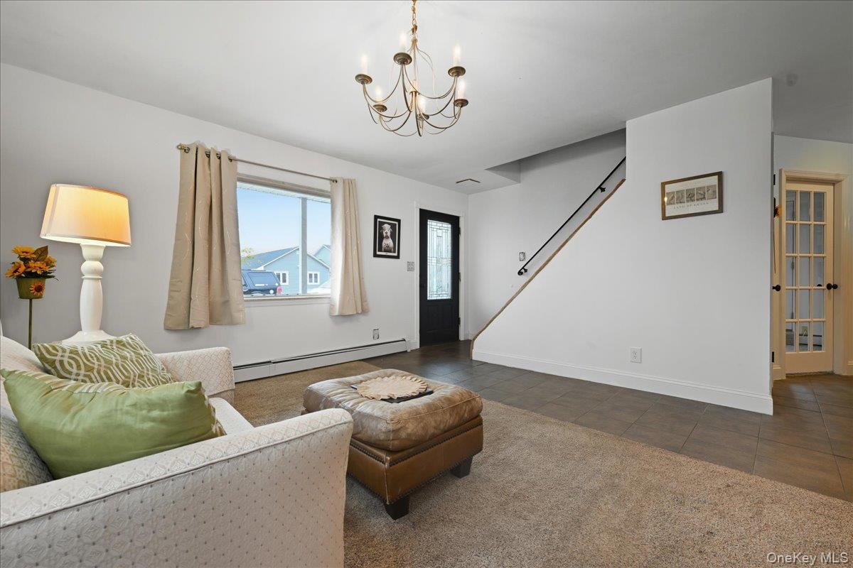 #5 photo, 233 S Alleghany Avenue, Lindenhurst , NY 11757