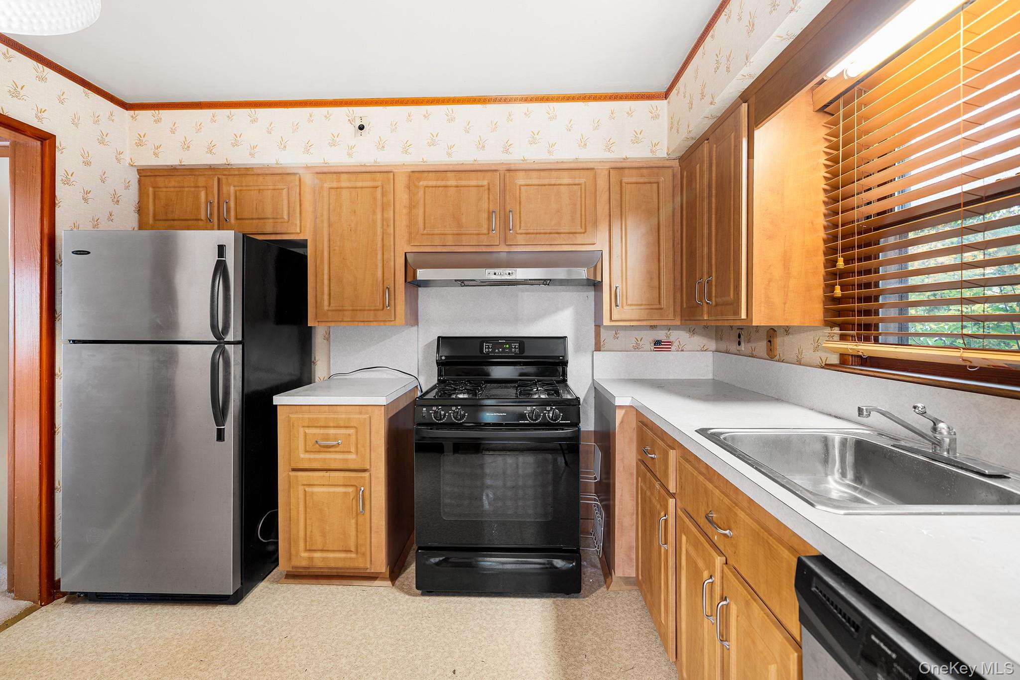 #14 photo, 3651 Woodbridge Lane, Wantagh , NY 11793